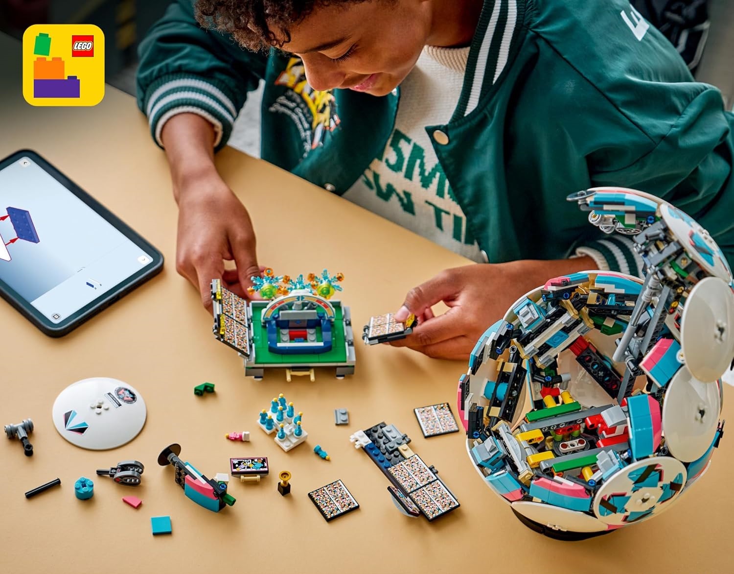 Конструктор LEGO Technic Футбольный мяч 1498 дет. - фото 6