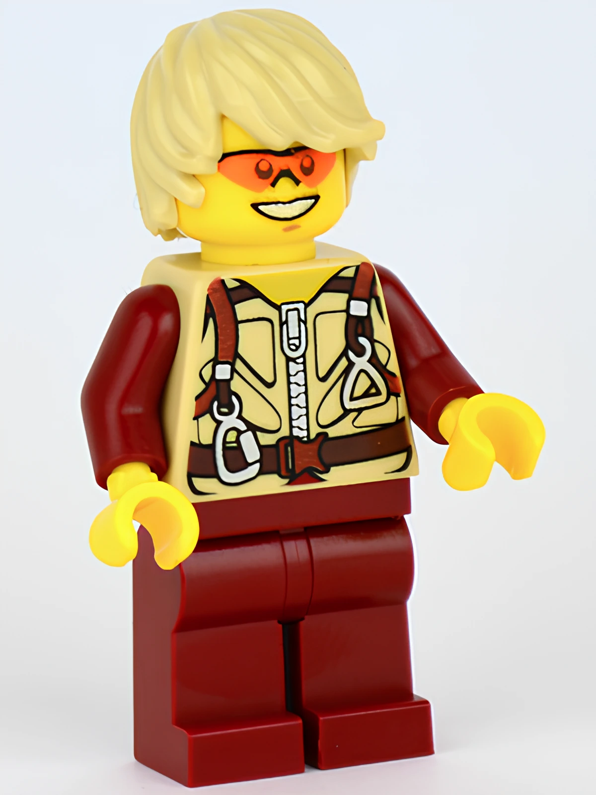 Изображение товара LEGO Фигурка Герой с баллистическим жилетом для коллекции и игр Изображение товара LEGO Фигурка Герой с баллистическим жилетом для коллекции и игр