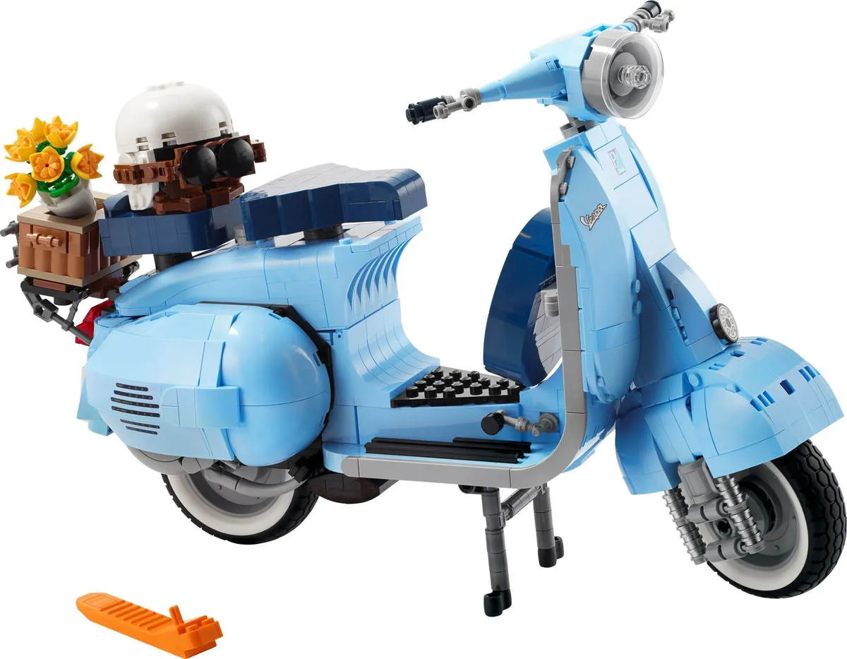 Изображение товара LEGO Creator Конструктор Vespa 125 1106 деталей для взрослых Изображение товара LEGO Creator Конструктор Vespa 125 1106 деталей для взрослых