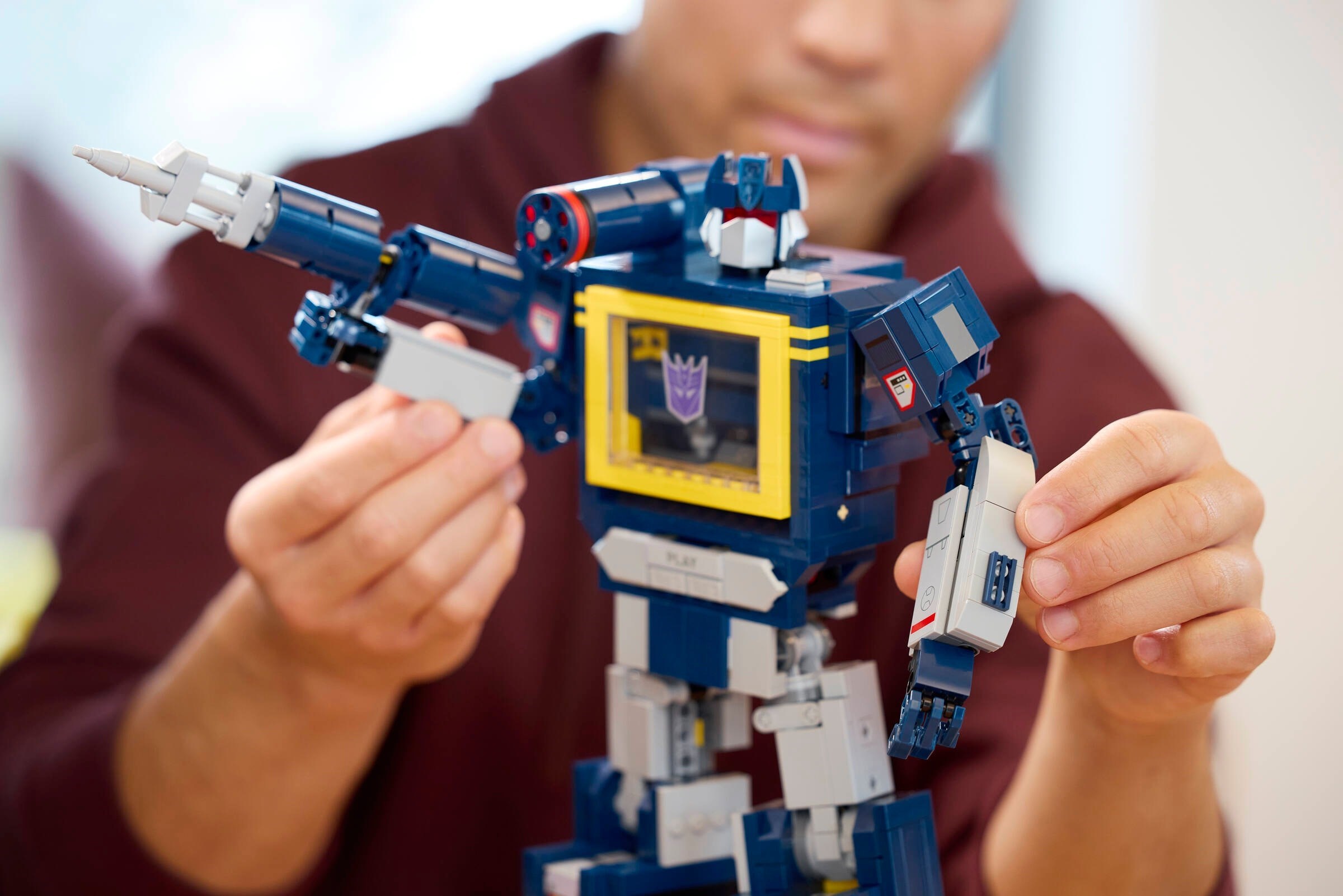 Конструктор LEGO Icons 10358 1505 дет. - фото 6