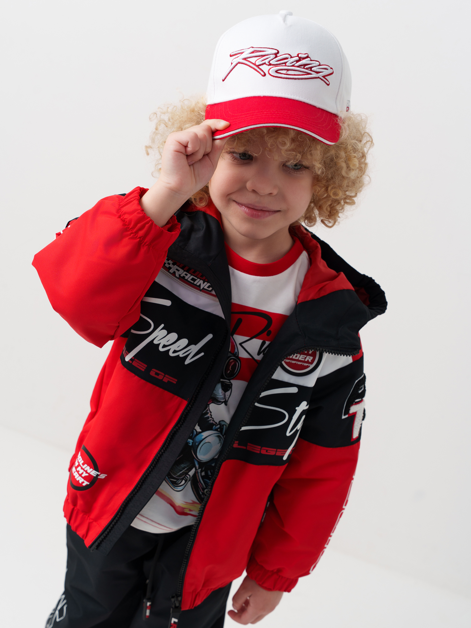 Изображение товара Детская бейсболка PlayToday 52 гоночная тематика комфортная вентиляция