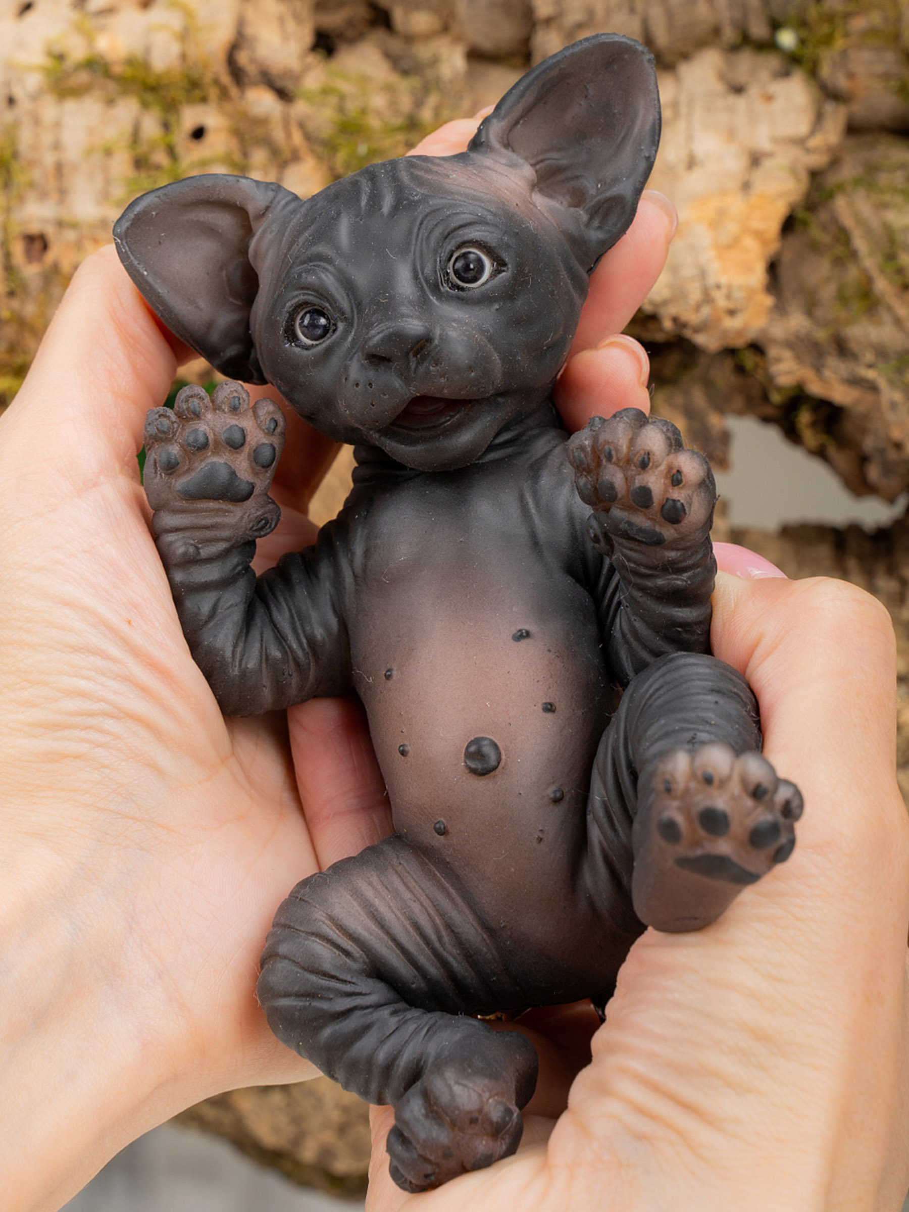 Кукла мини Magic Manufactory Magic Pets Сфинкс черный высота 18 см 4600840480107 - фото 2