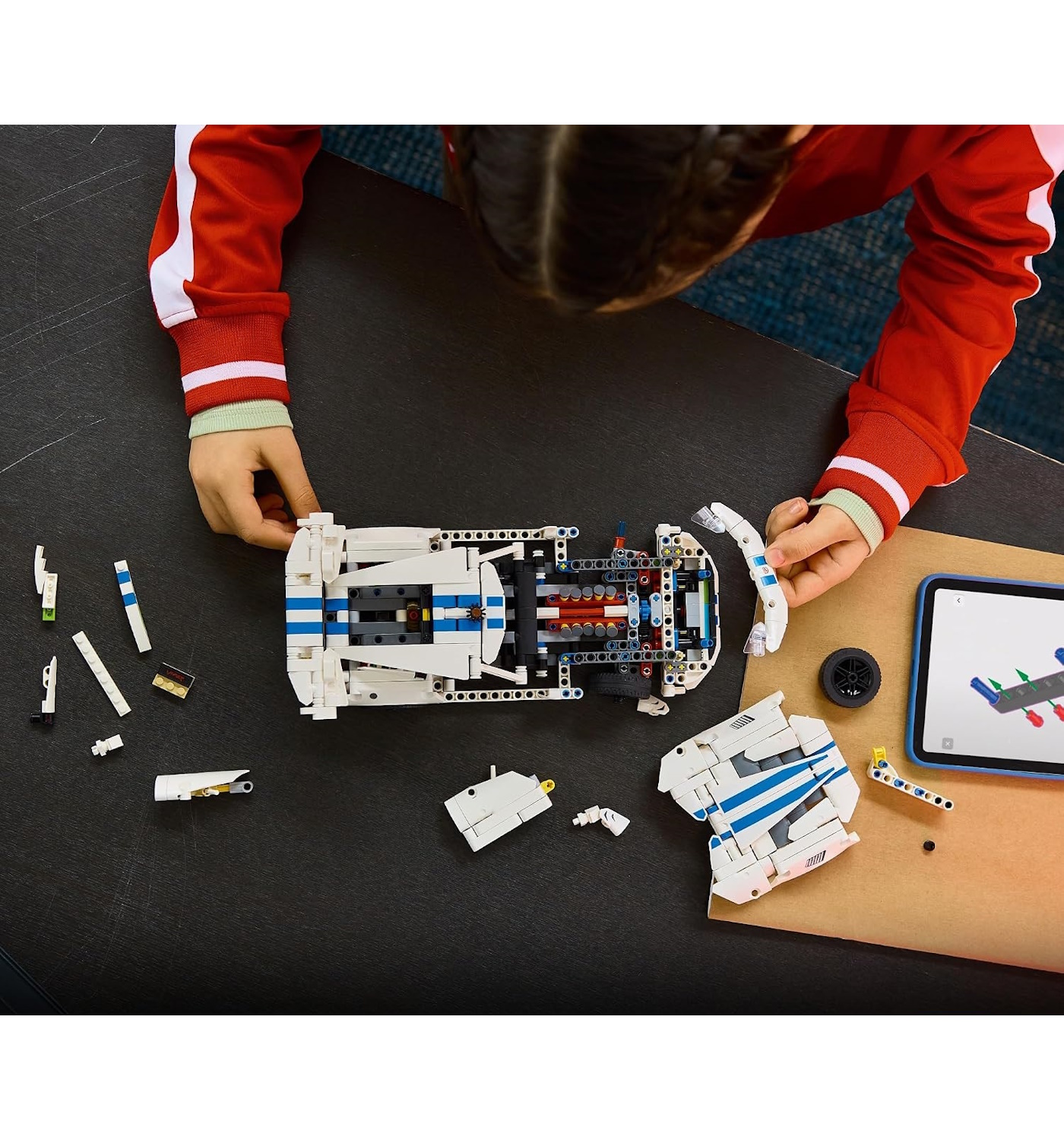 Конструктор LEGO Technic Dodge Viper GTS-R 805 дет. - фото 6