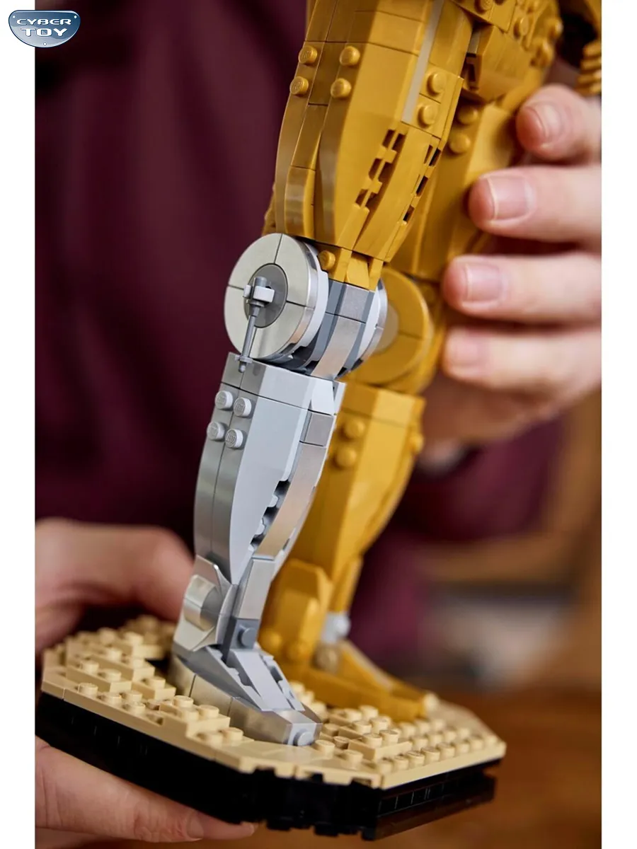 Конструктор CyberToy Дроид C-3PO 1138 дет. - фото 9