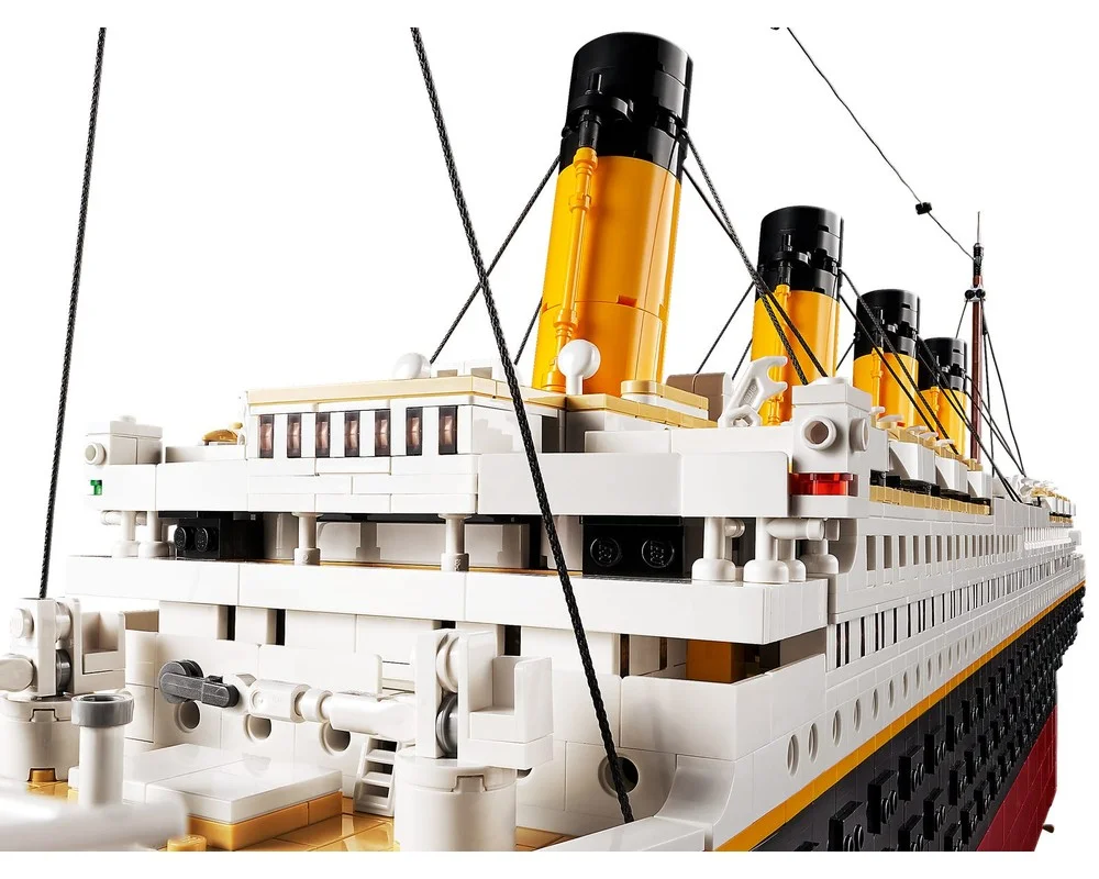 Конструктор LEGO Creator Expert 10294 9090 дет. - фото 10
