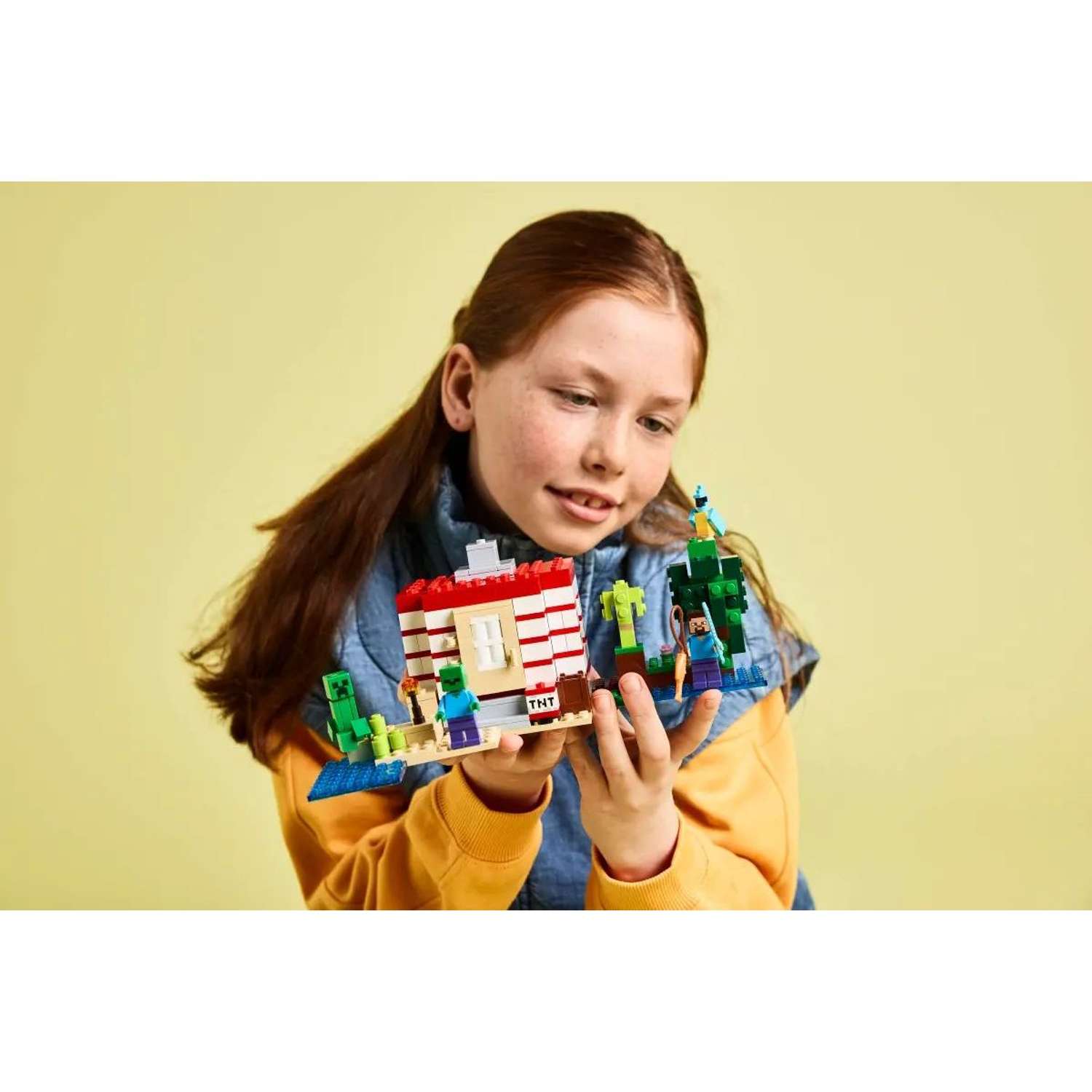 Конструктор LEGO Minecraft Дом в джунглях ТНТ 287 дет. - фото 10