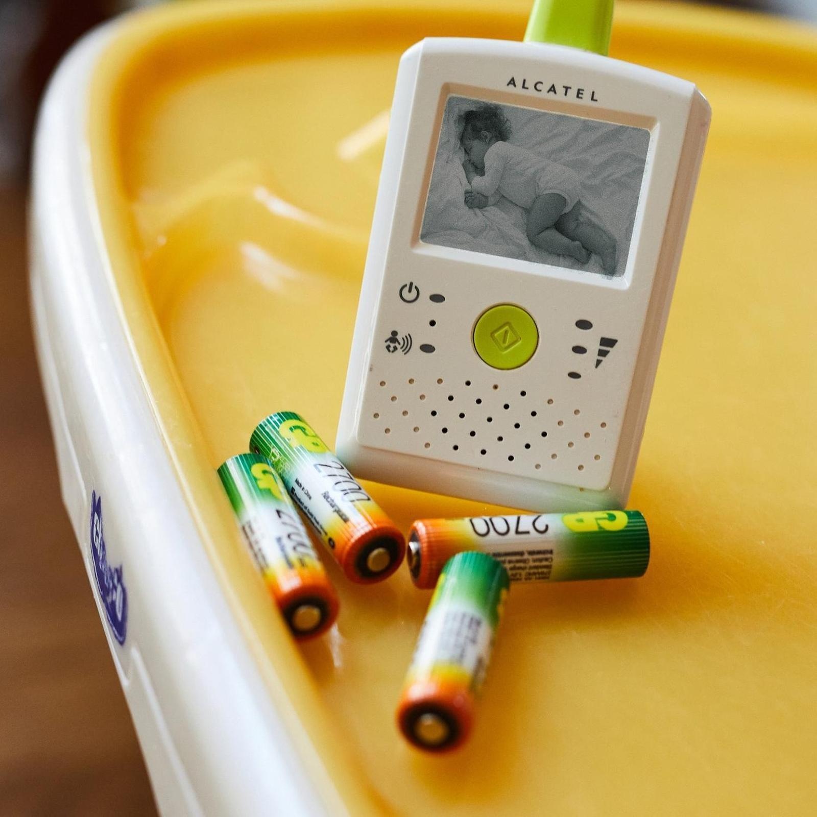 Комплект GP аккумуляторов 270AA 4 штуки и зарядное устройство - фото 22