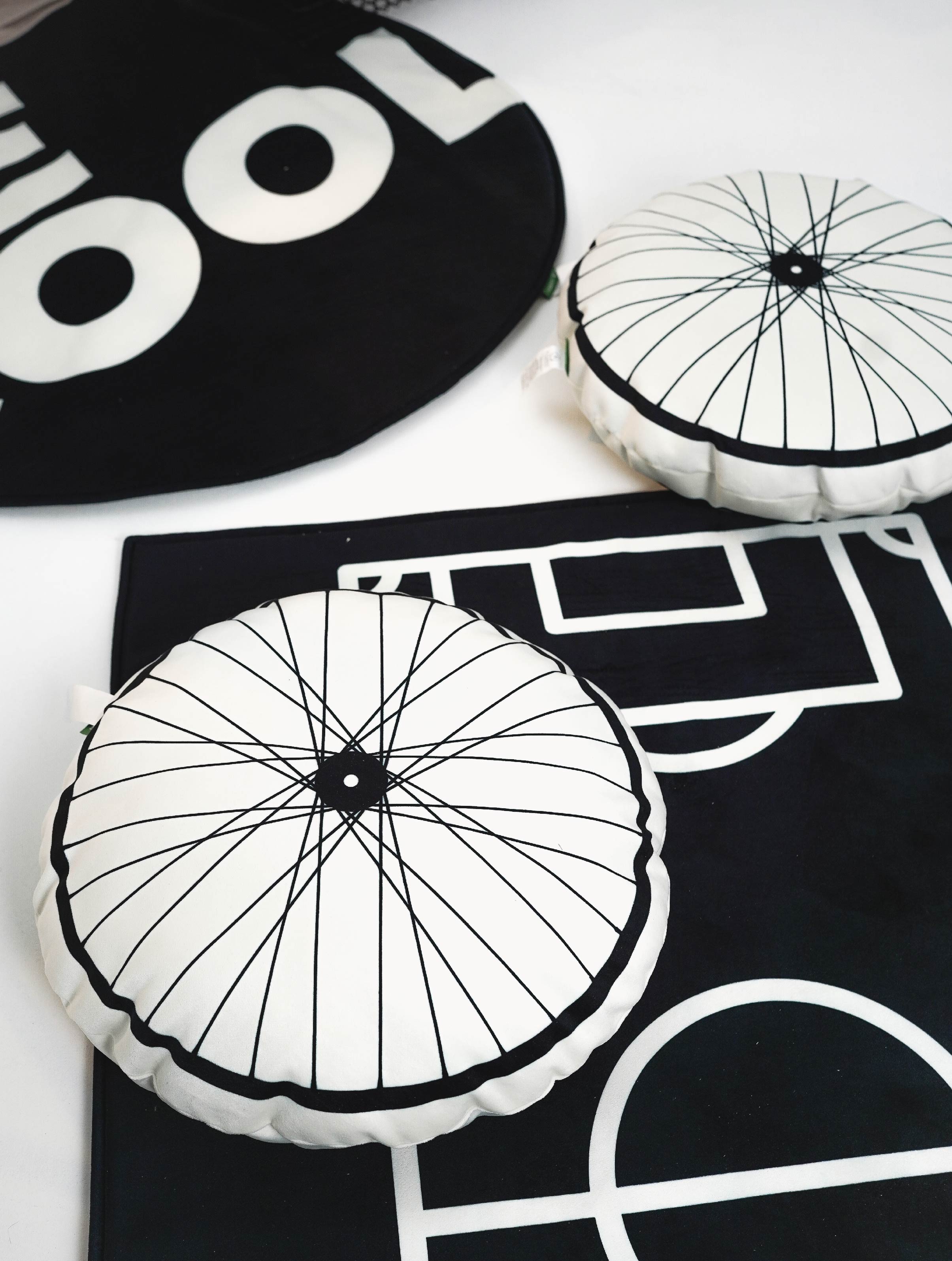 Подушка декоративная N Family 50 x 50 см - фото 3