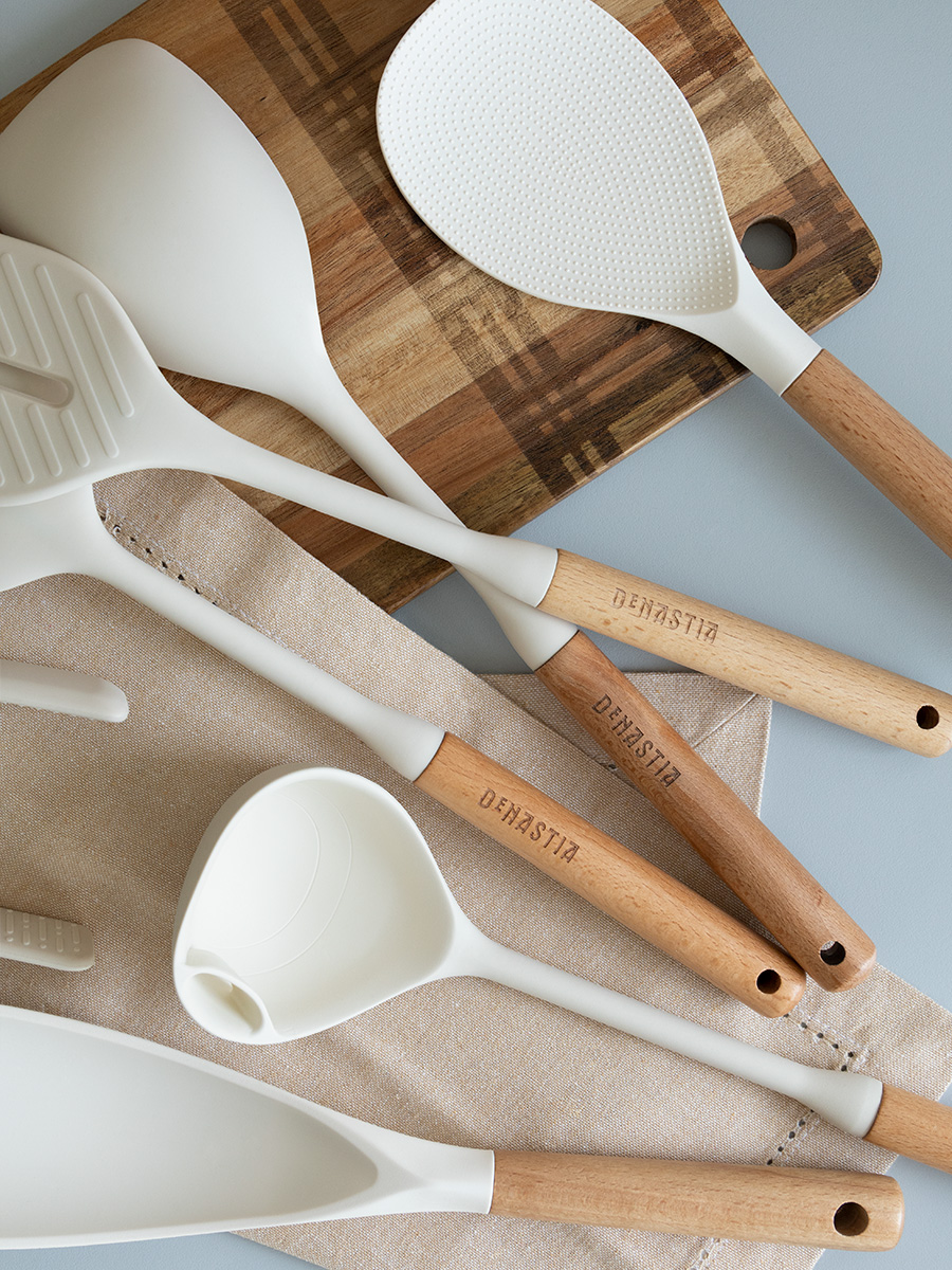 Половник DeNASTIA Силвуд 33x8x6.5 см силикон бук молочный A000346 - фото 10