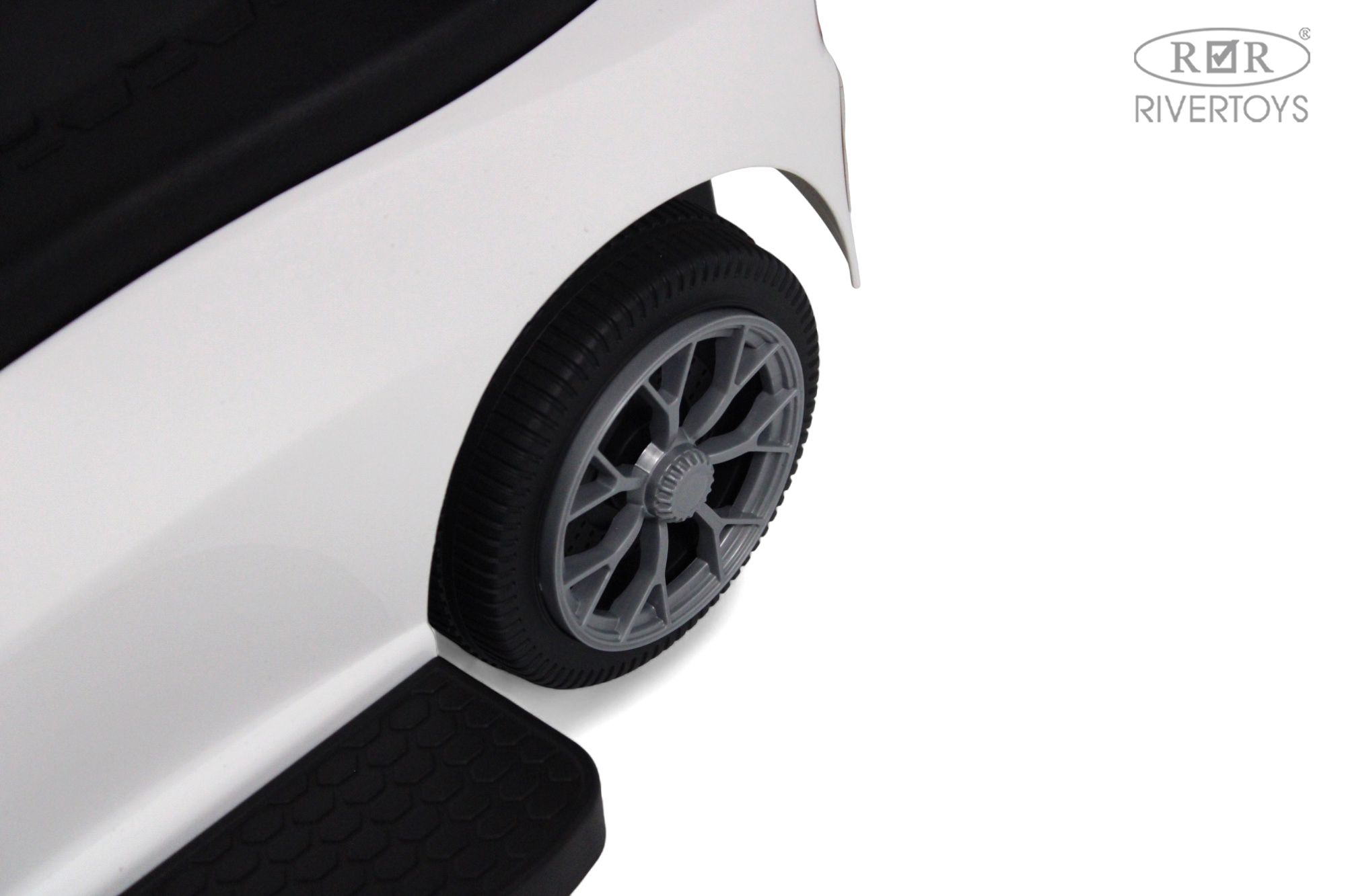 Каталка RIVERTOYS Z005ZZ-B-WHITE белый - фото 6