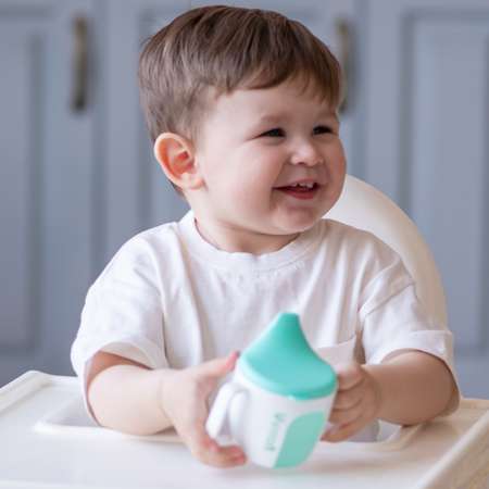 Поильник Uviton Natural 200 мл 1 шт. в ассортименте