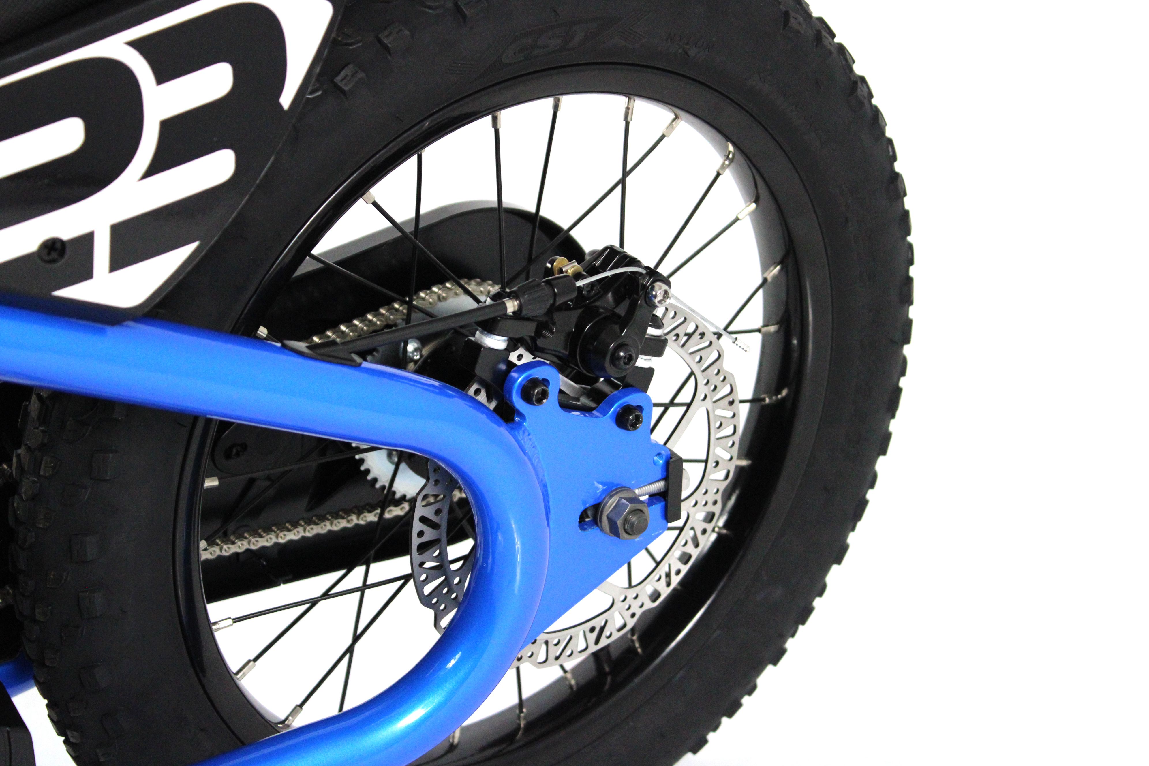 Электромотоцикл RIVERTOYS A001AA-MOTO-BLUE - фото 13