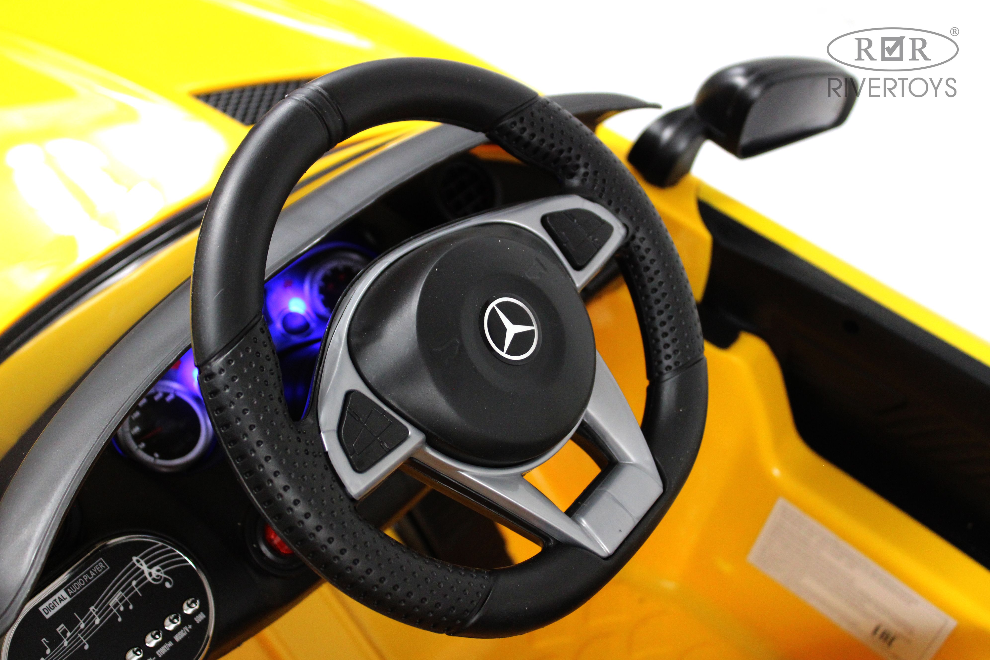 Электромобиль RIVERTOYS Mercedes X777XX-AMG-YELLOW С пультом ДУ - фото 11