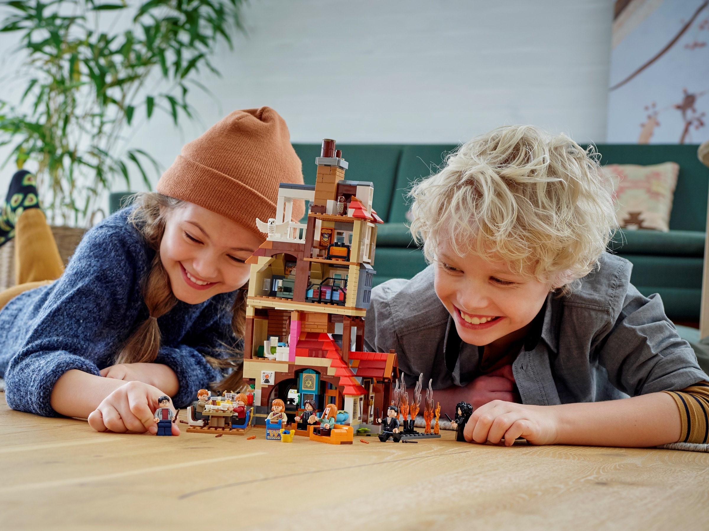 Конструктор LEGO Harry Potter 75980 1047 дет. - фото 2