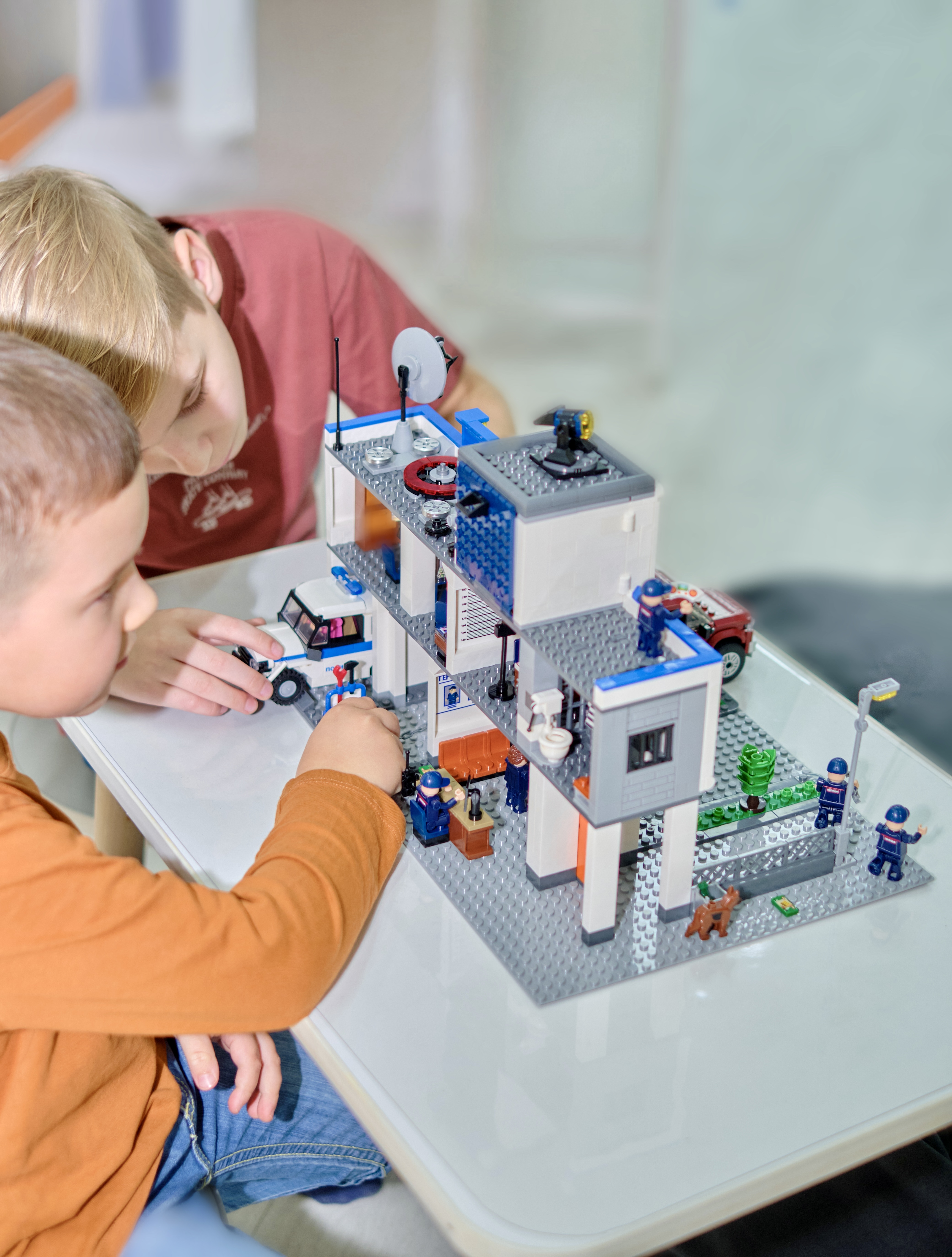 Конструктор brick labs Форт правосудия 1423 дет. - фото 19