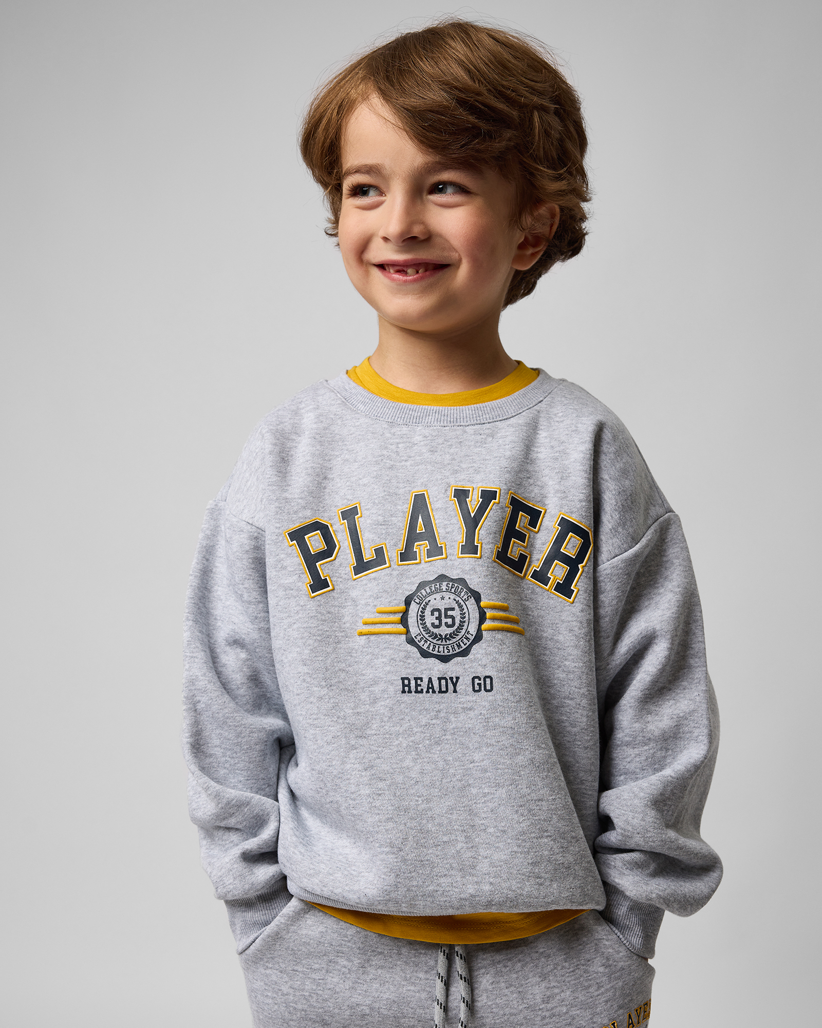 Свитшот Futurino W24FU1-B41Tkb-GGD0 - фото 1