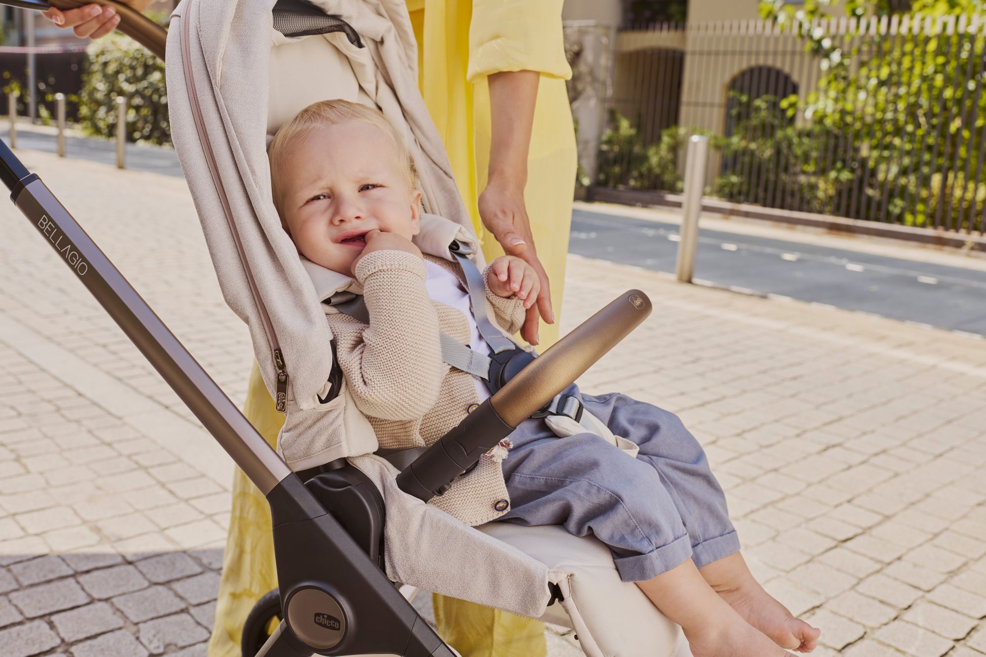 Коляска прогулочная Chicco бежевый - фото 3