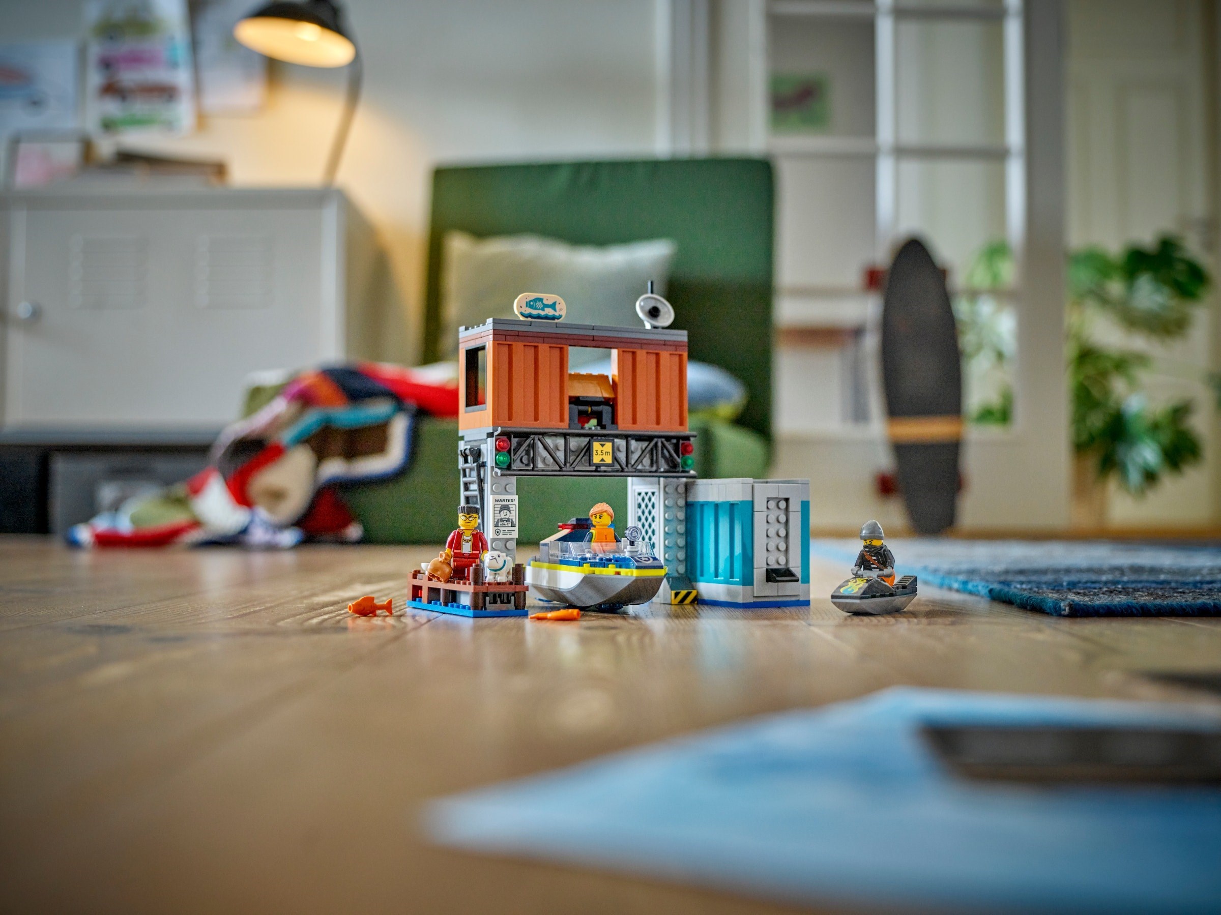 Конструктор LEGO City 60417 311 дет. - фото 9