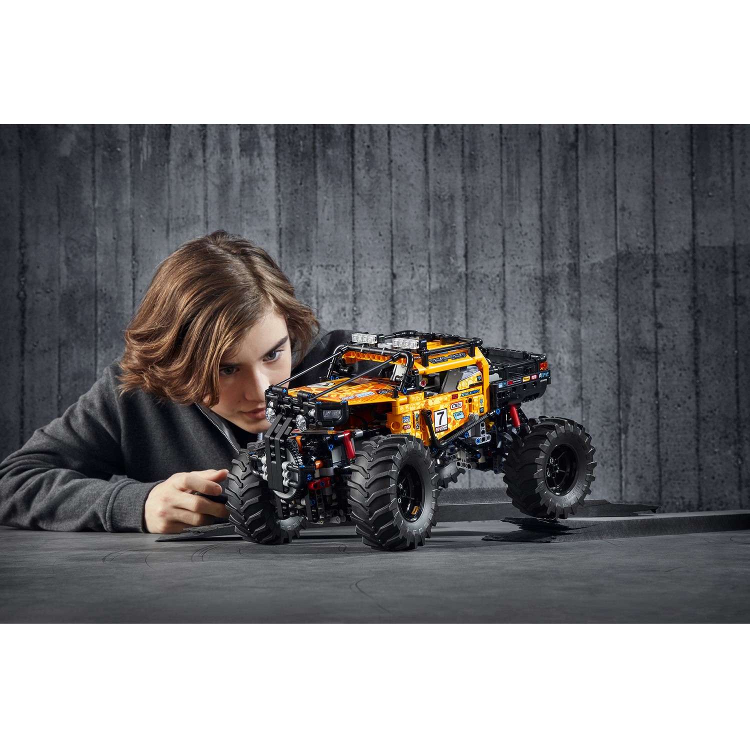 Конструктор LEGO Technic Экстремальный внедорожник блочный - фото 9