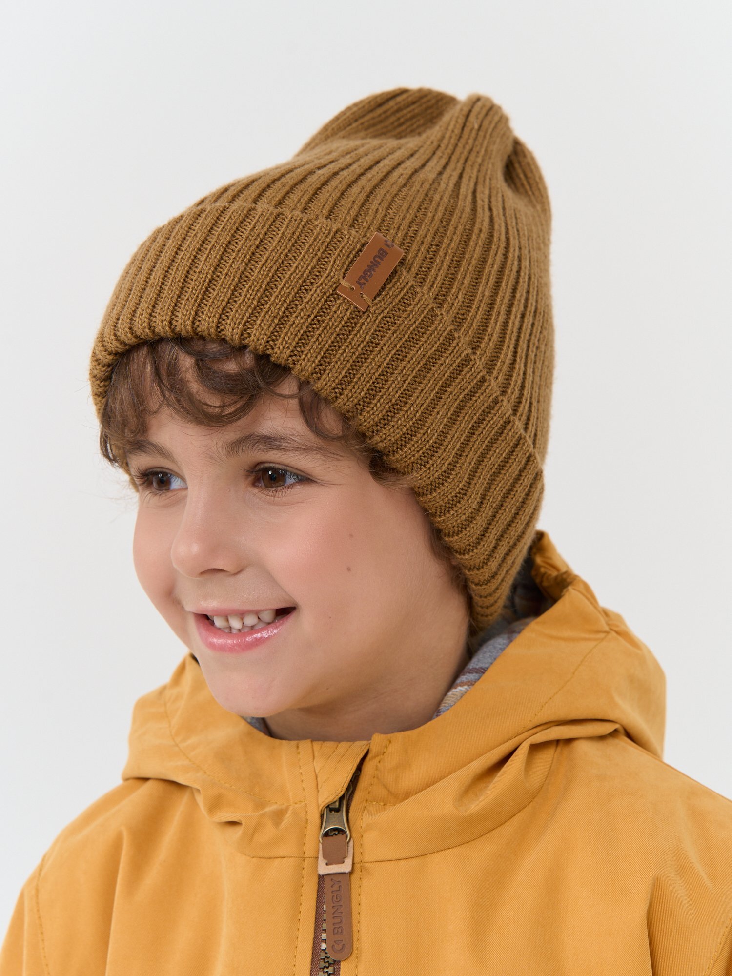 Изображение товара Демисезонная шапка Bungly 49 вязаная утепленная для детей и подростков