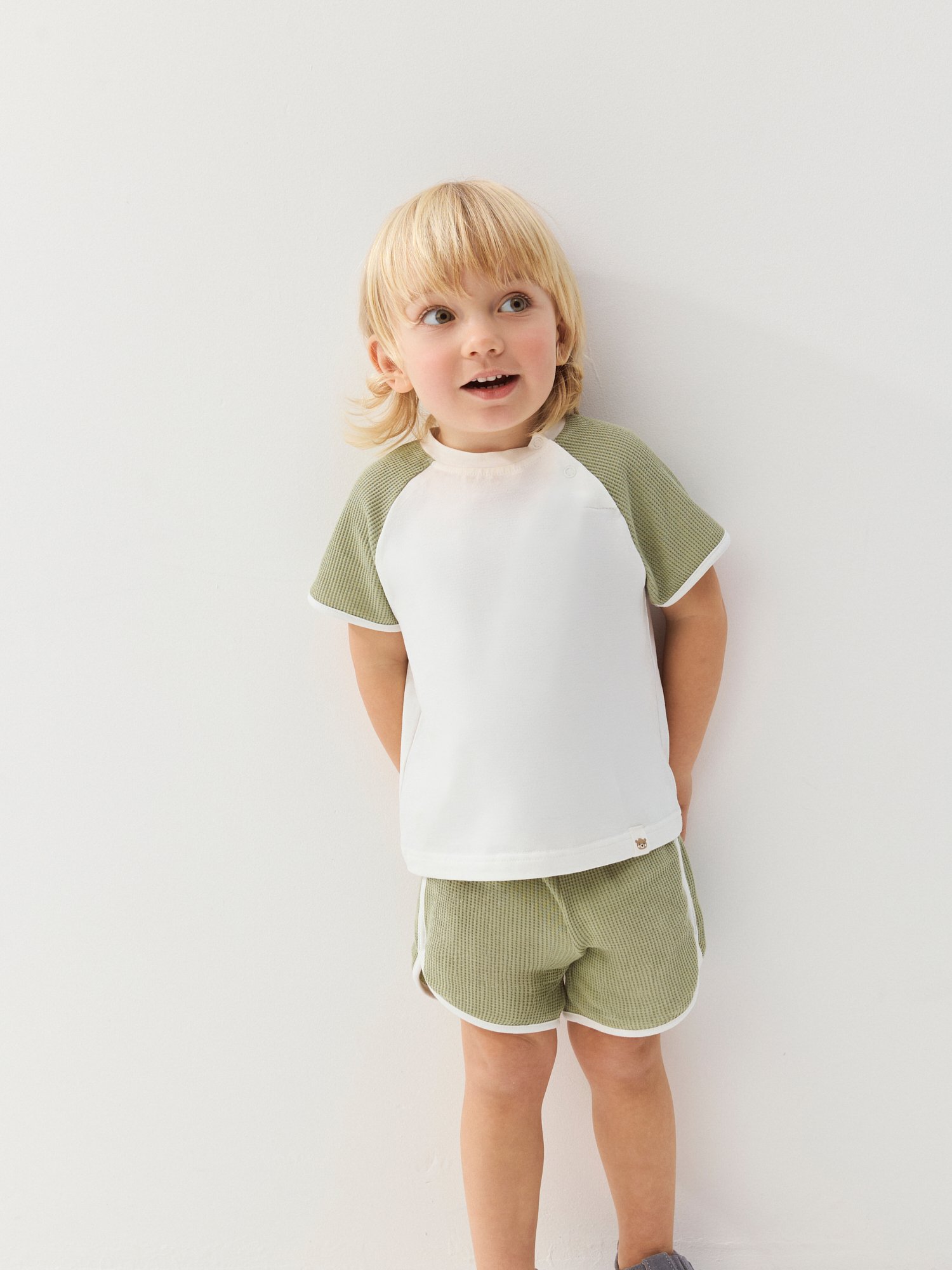 Футболка и шорты BUNGLY 1R9780/Олива - фото 1