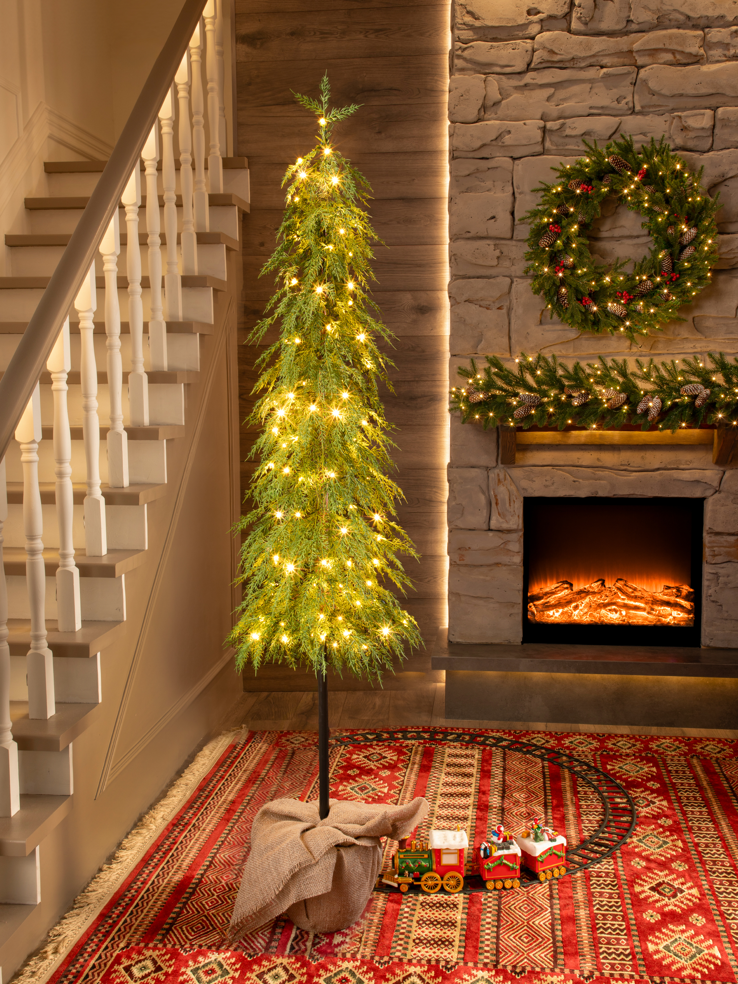 Ель Бесконечная история Поезд Ёлок литая с гирляндой на пеньке 180 см. - фото 6