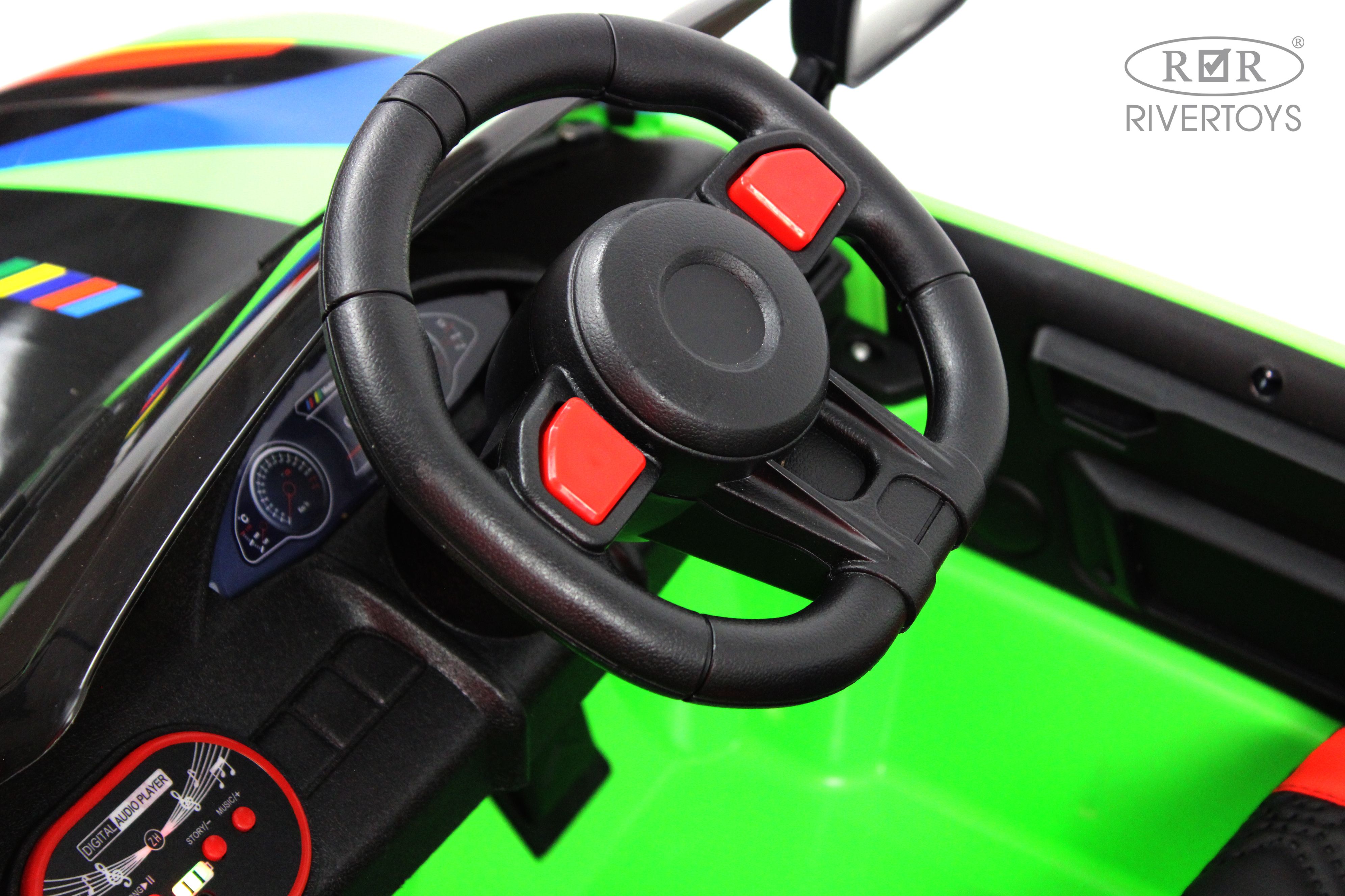 Электромобиль RIVERTOYS F444FF-GREEN С пультом ДУ - фото 11