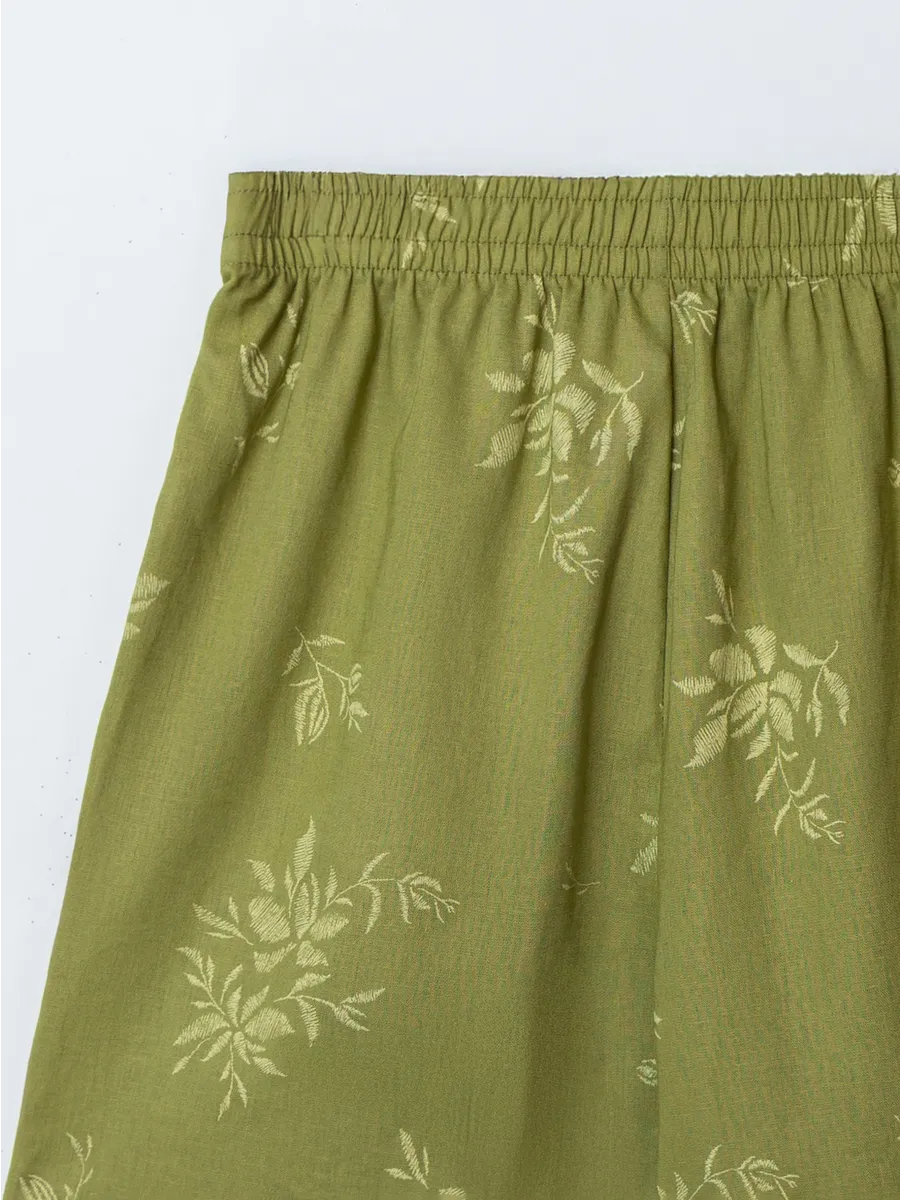 Шорты Mark Formelle (Марк Формэль) 522250/цветы на оливковом - фото 7