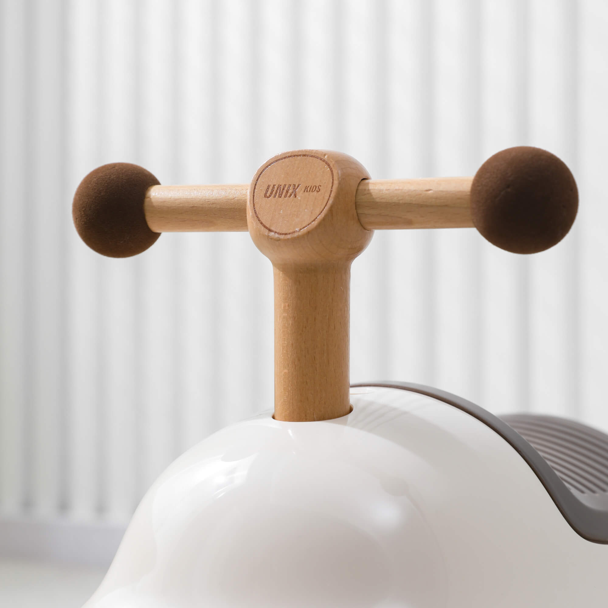 Пушкар UNIX Kids каталка детская бибикар коричневый - фото 18