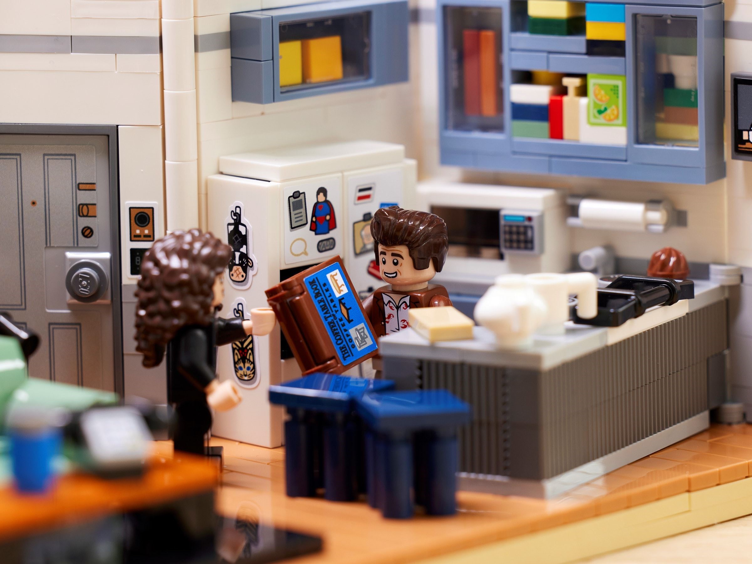 Конструктор LEGO Ideas 21328 1606 дет. - фото 7