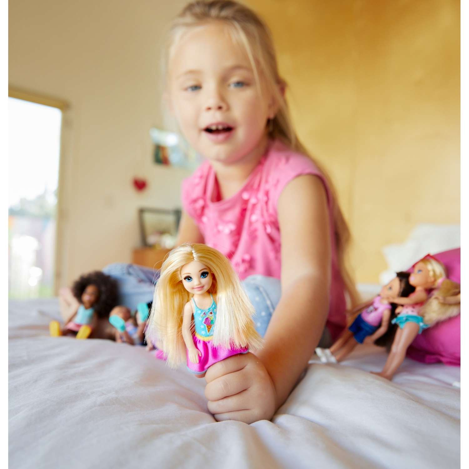 Кукла модельная Barbie DWJ33 - фото 8