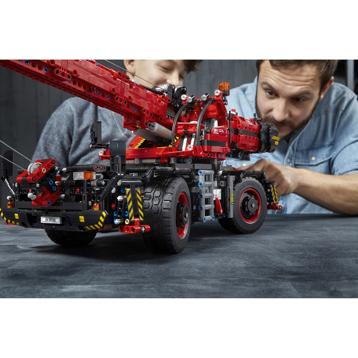 Конструктор LEGO Technic Подъёмный кран 4057 дет. - фото 29