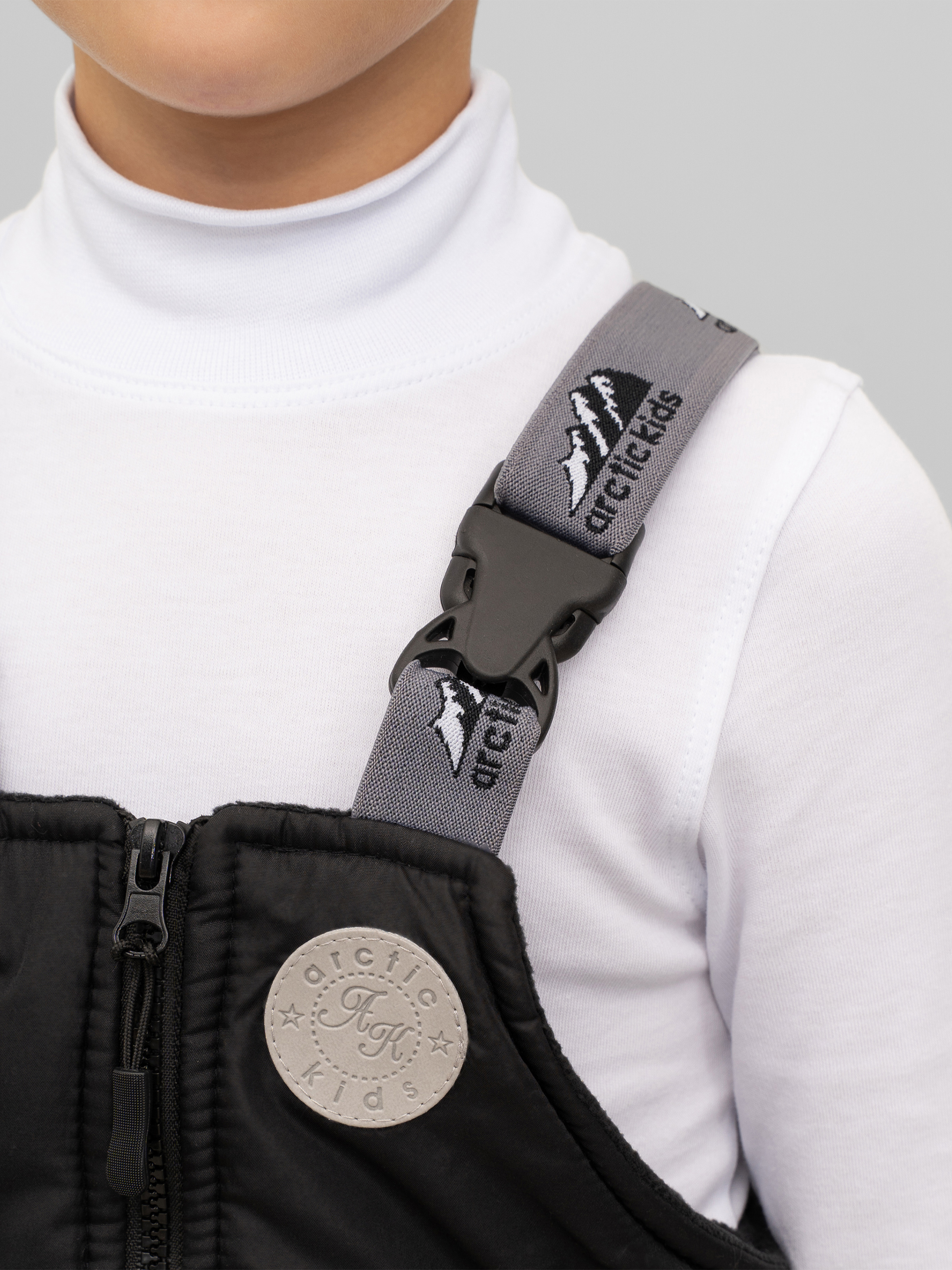 Полукомбинезон Arctic kids 60-015/1 черный - фото 4