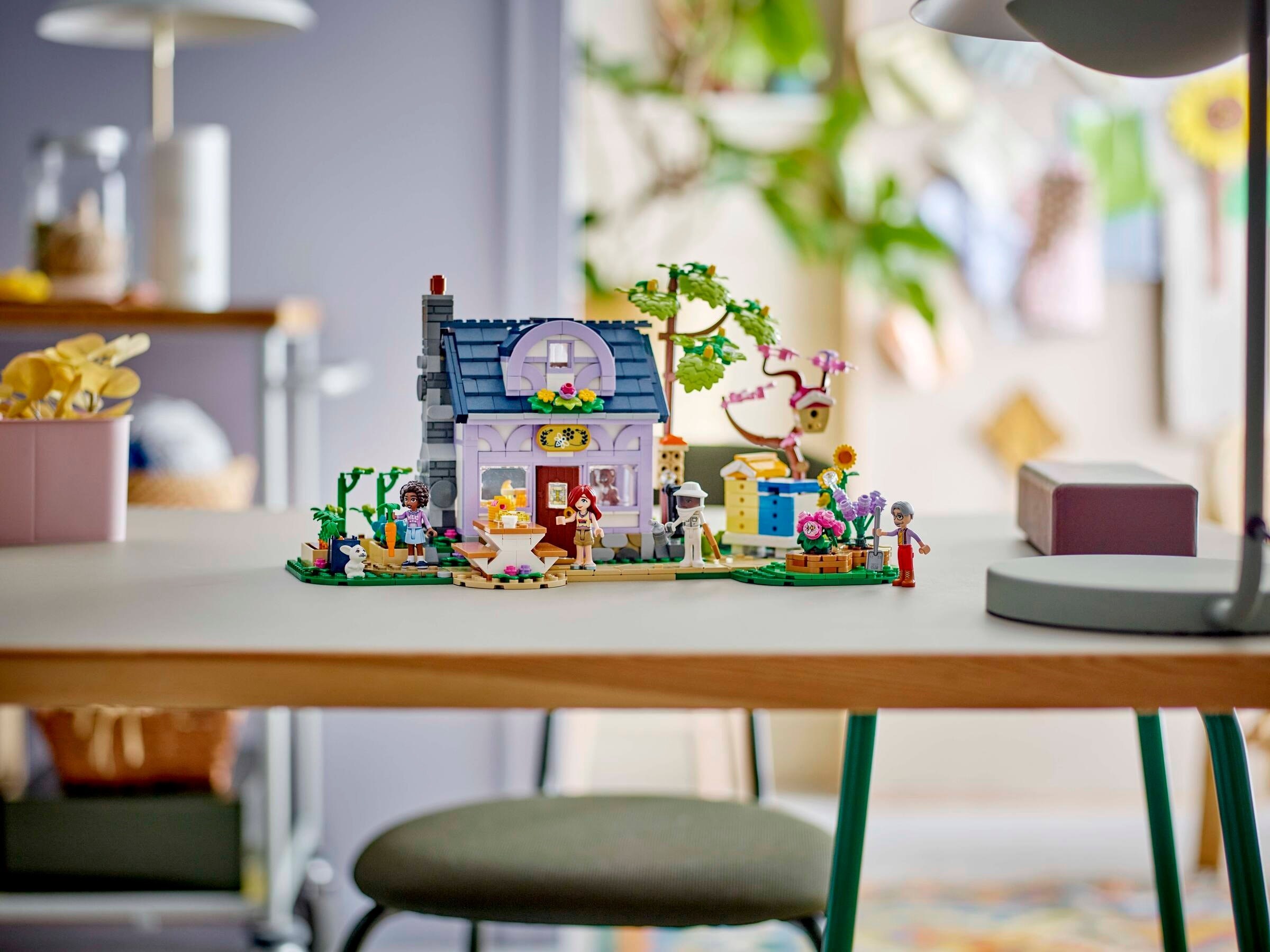 Конструктор LEGO Friends 42669 1161 дет. - фото 5