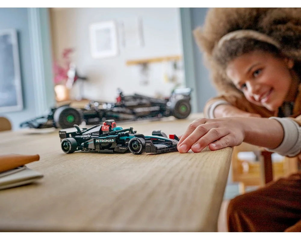 Конструктор LEGO Speed Champions 77244 267 дет. - фото 11