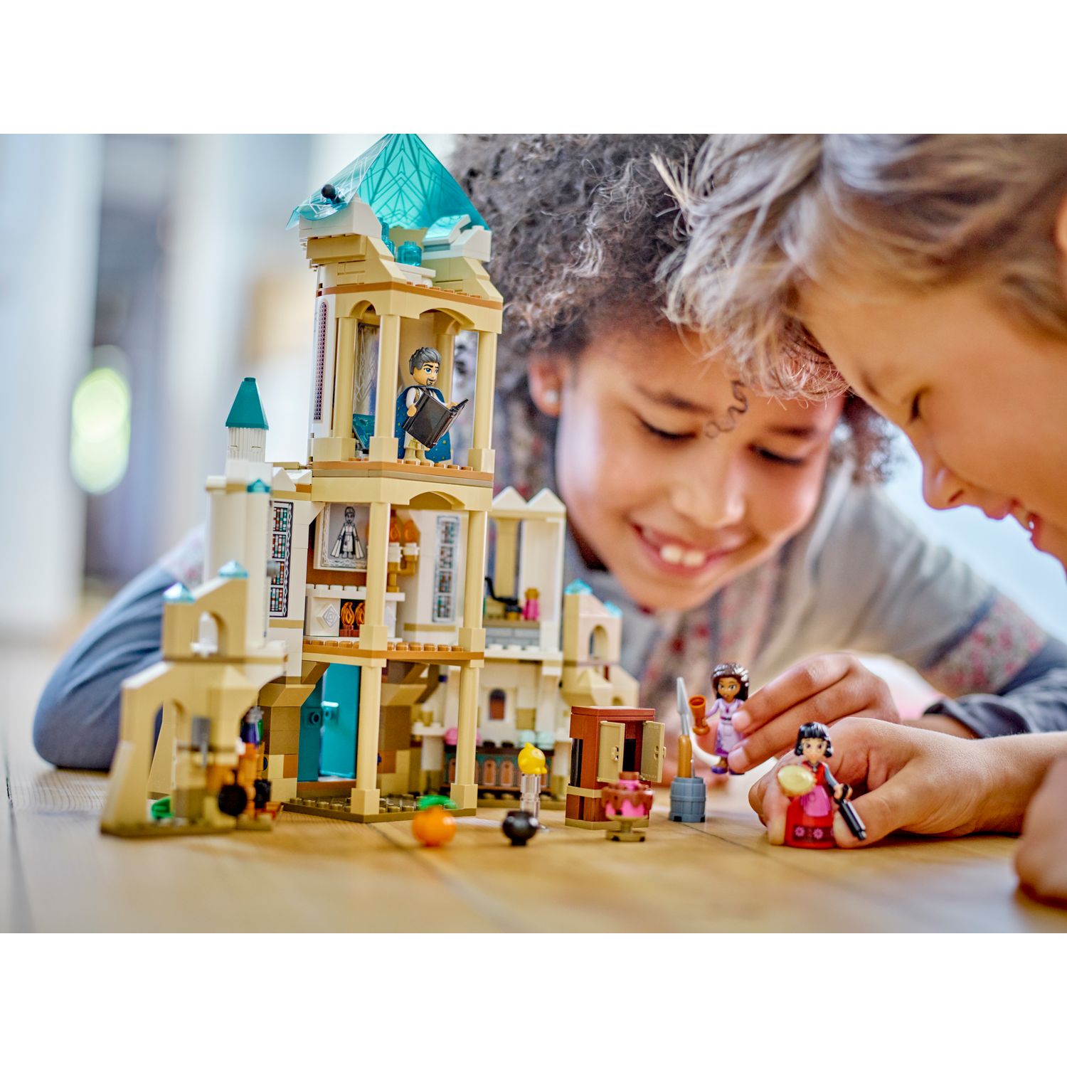 Конструктор LEGO Disney Princess King Magnificos Castle 613 дет. - фото 10