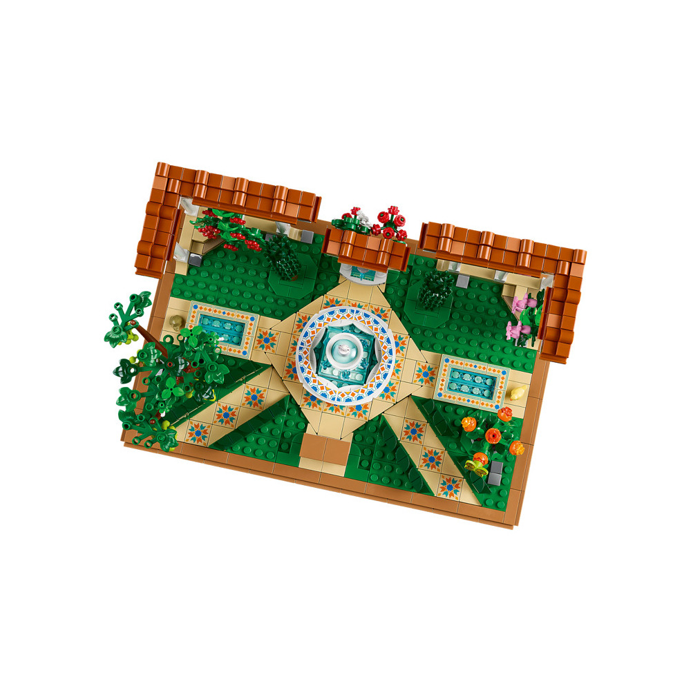 Конструктор LEGO Icons Сад с фонтанами 10359 966 дет. - фото 2