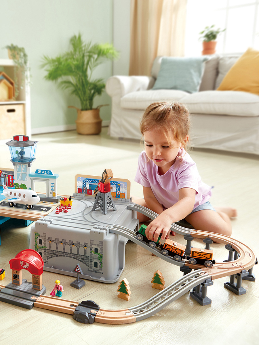 Набор железнодорожный Hape E3773_HP - фото 4