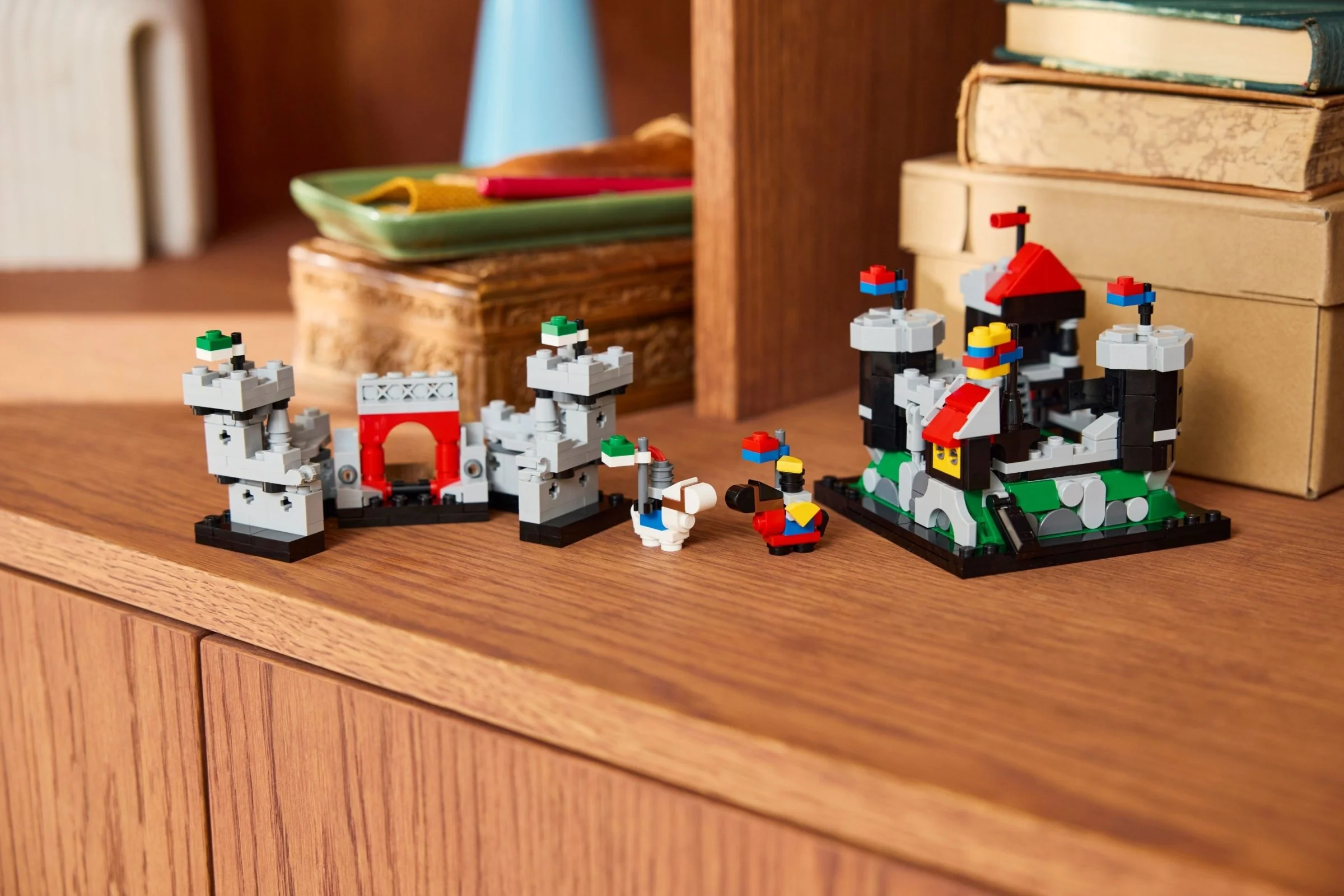 Конструктор LEGO Seasonal 590 дет. - фото 9