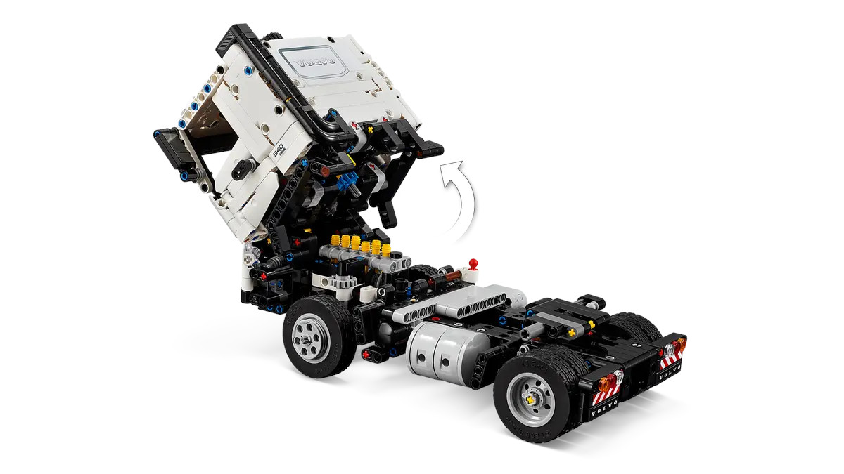 Конструктор LEGO Technic Volvo FMX и EC230 Electric 2274 дет. - фото 7