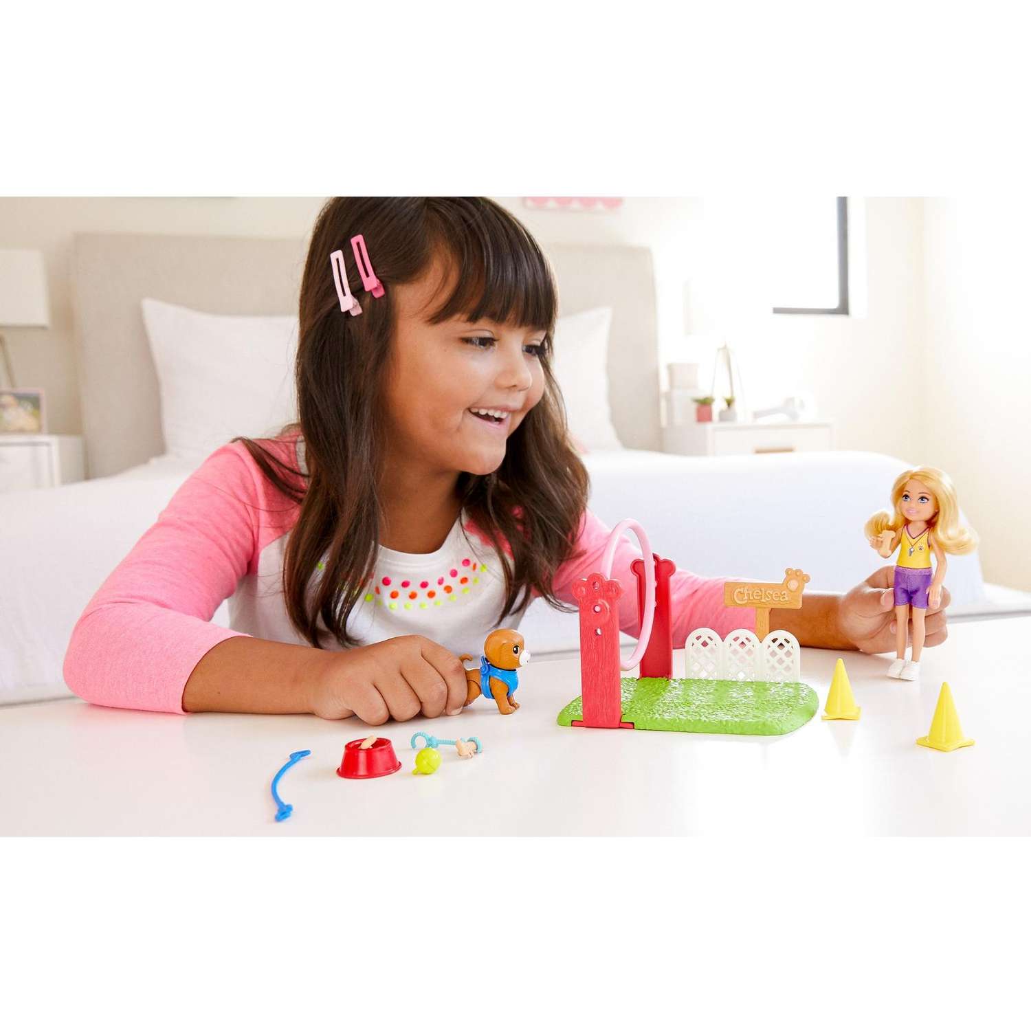 Кукла модельная Barbie GTN62 - фото 11