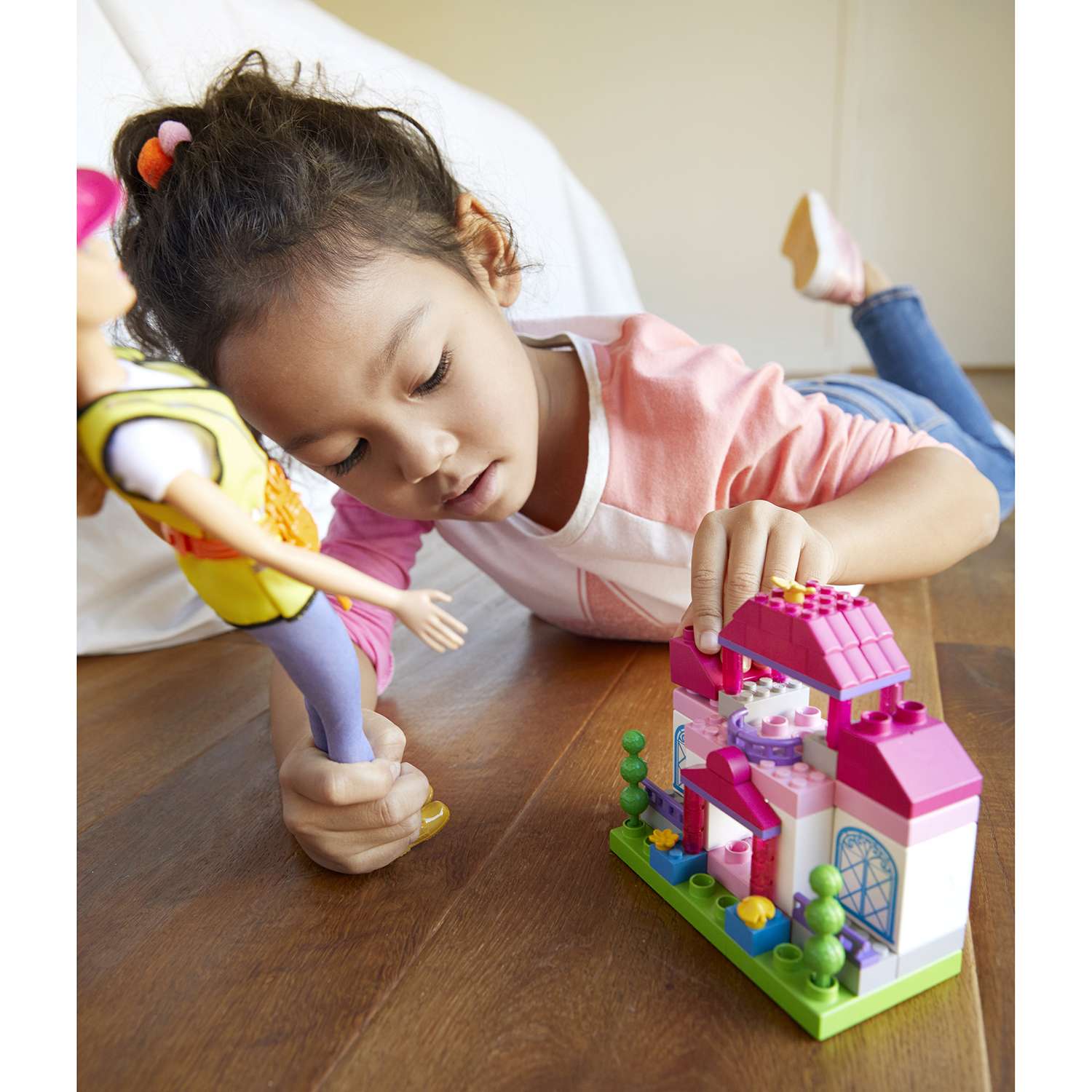 Кукла модельная Barbie FCP76 - фото 12