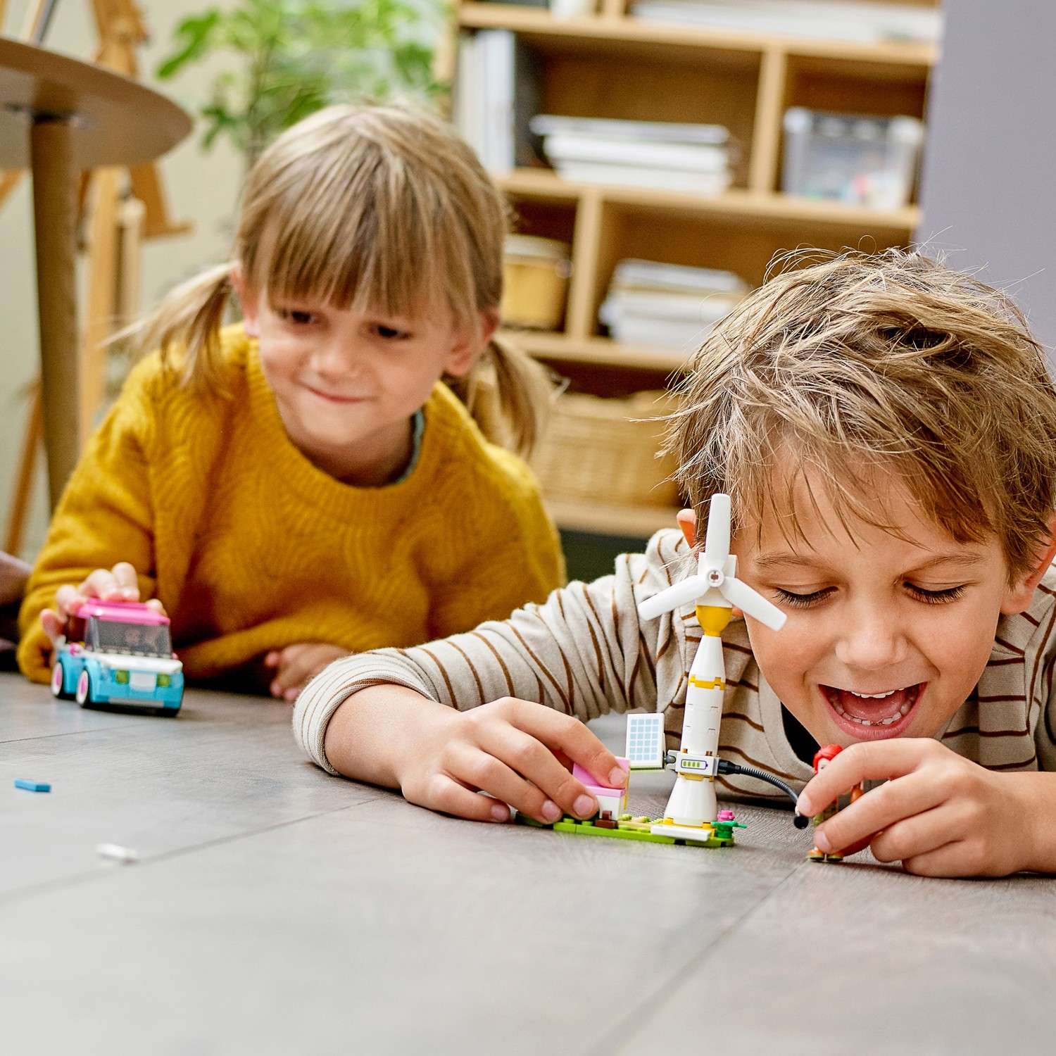 Конструктор LEGO Friends Электромобиль Оливии блочный - фото 10