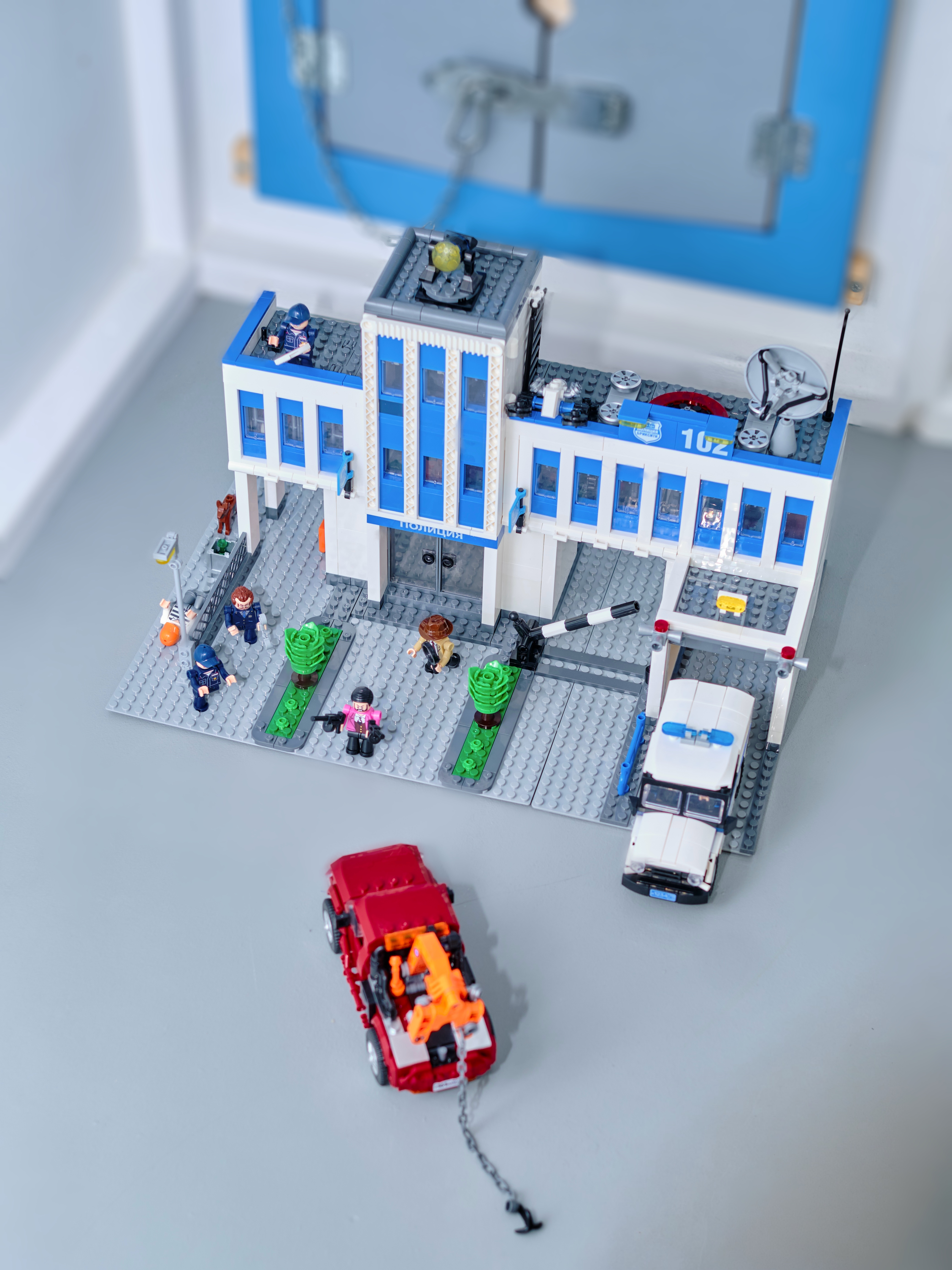 Конструктор brick labs Форт правосудия 1423 дет. - фото 15