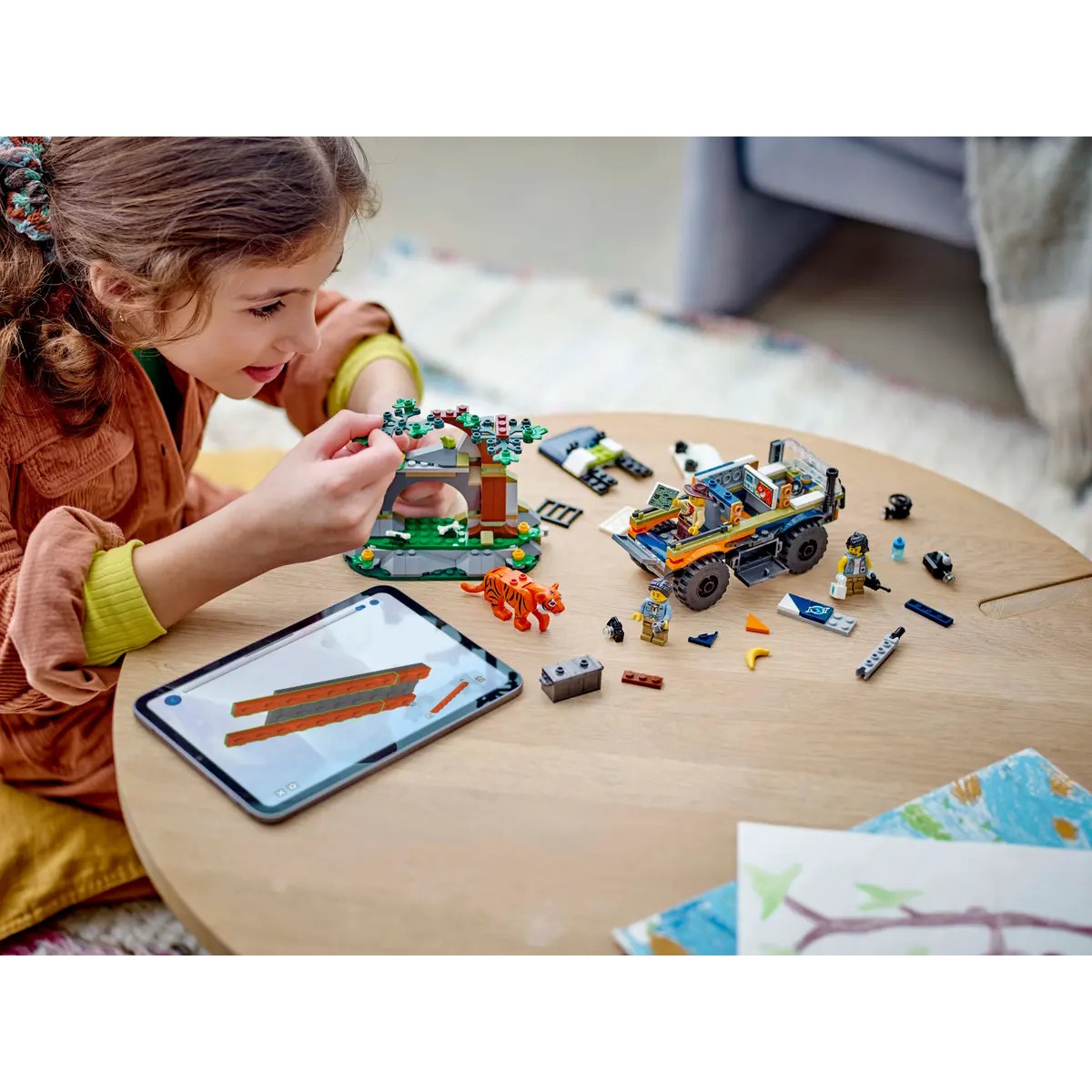 Конструктор LEGO City Jungle Explorer Off-Road Truck 314 дет. - фото 11