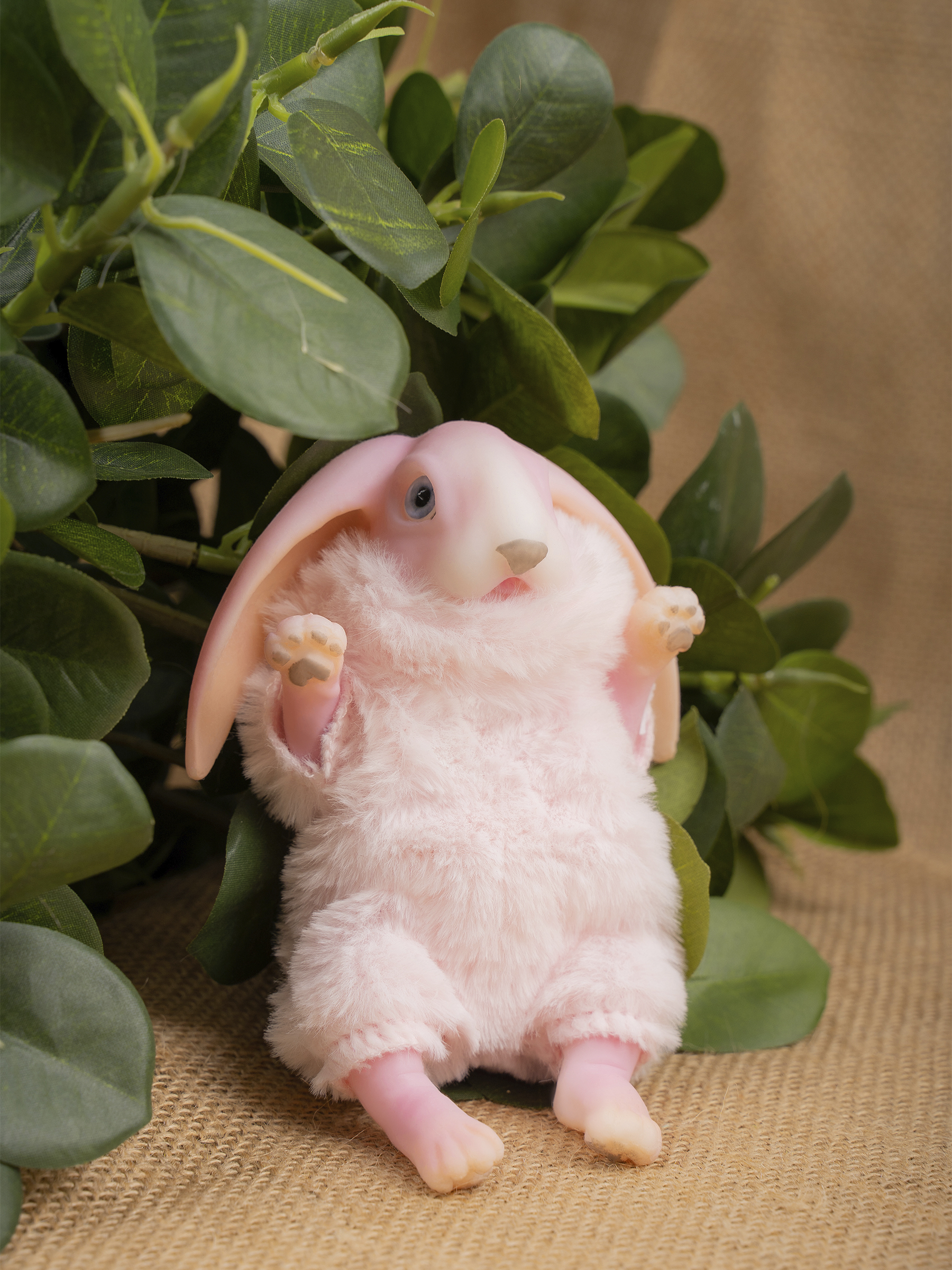 Кукла мини Magic Manufactory Magic history Зайчонок розовый высота 15 см 4631165602295 - фото 1