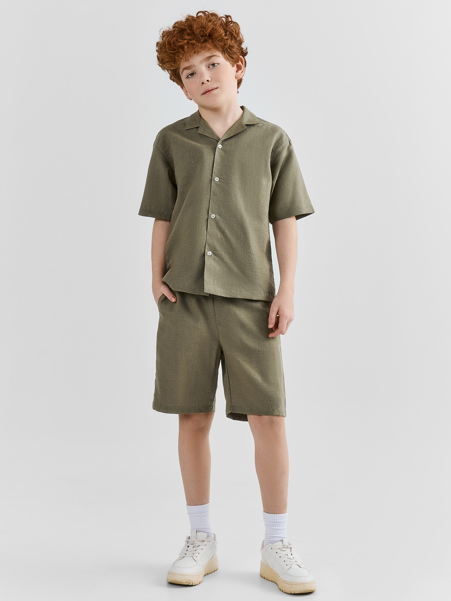 Изображение товара Льняной детский костюм Mark Formelle с зеленым цветом для активных детей