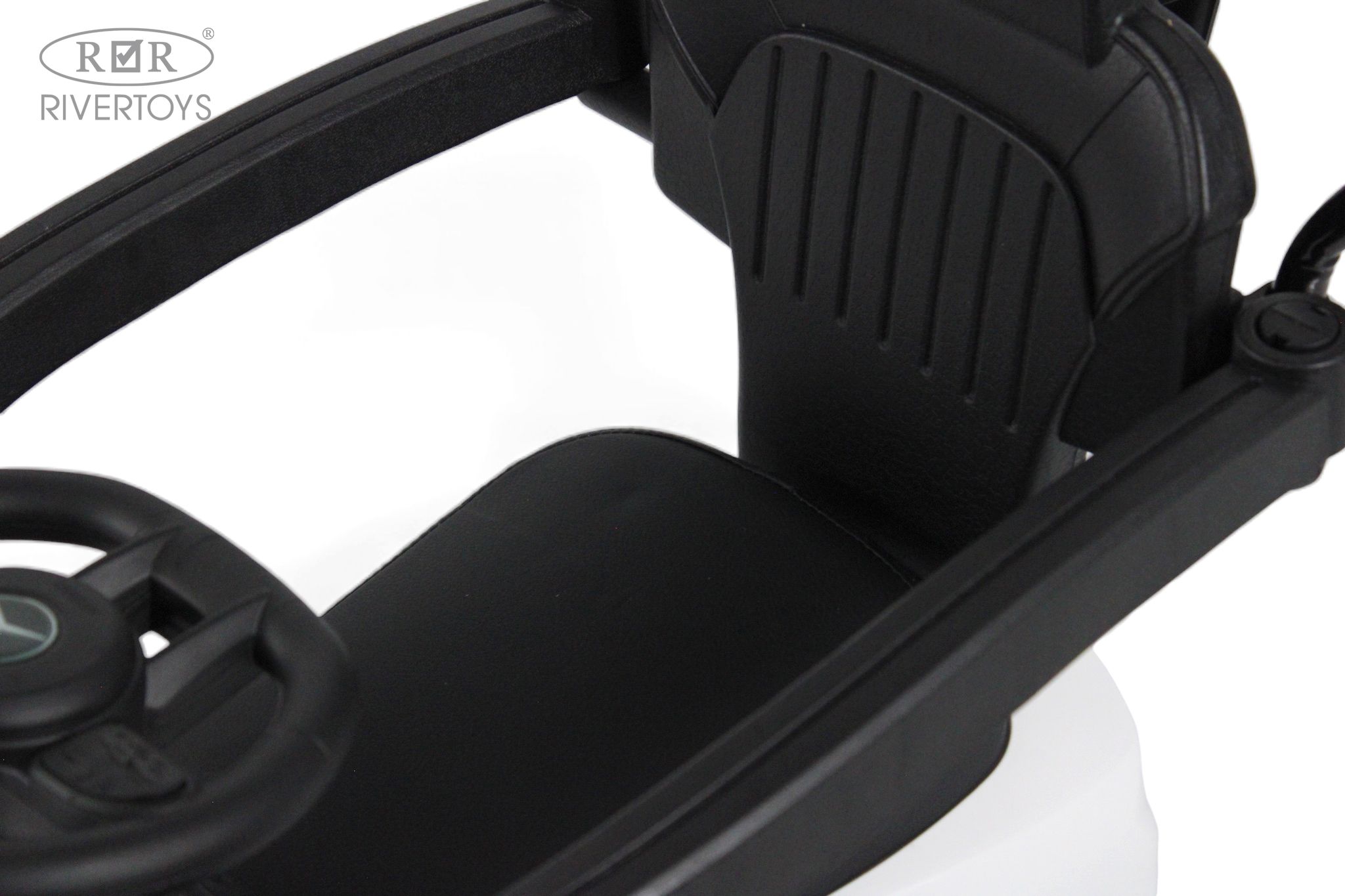 Каталка RIVERTOYS Z005ZZ-MP-WHITE белый - фото 6