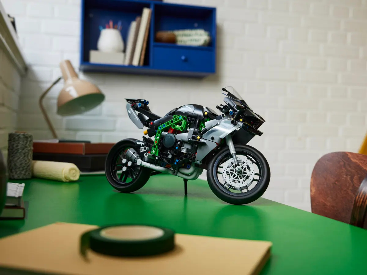 Конструктор LEGO Technic Kawasaki Ninja - фото 9