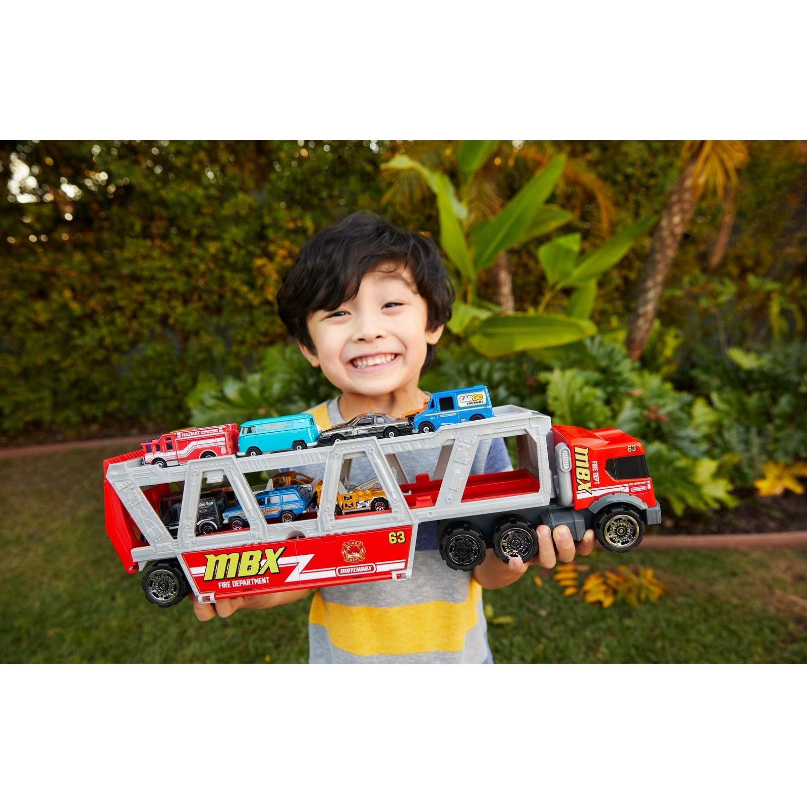 Игровой набор Matchbox Пожарный тягач 1:64 GWM23 - фото 13